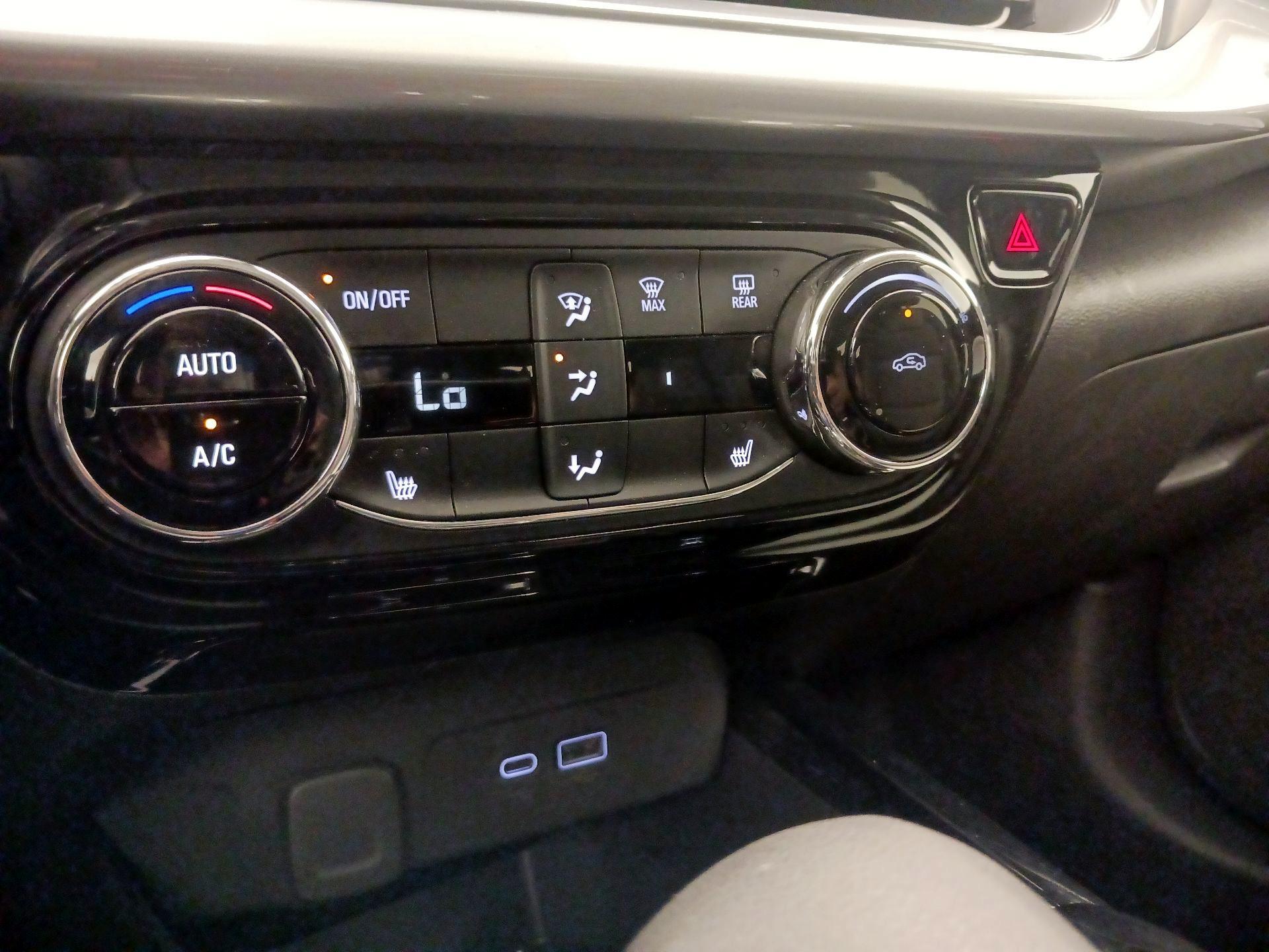 Thumbnail: 2025 Chevrolet Trax - 16