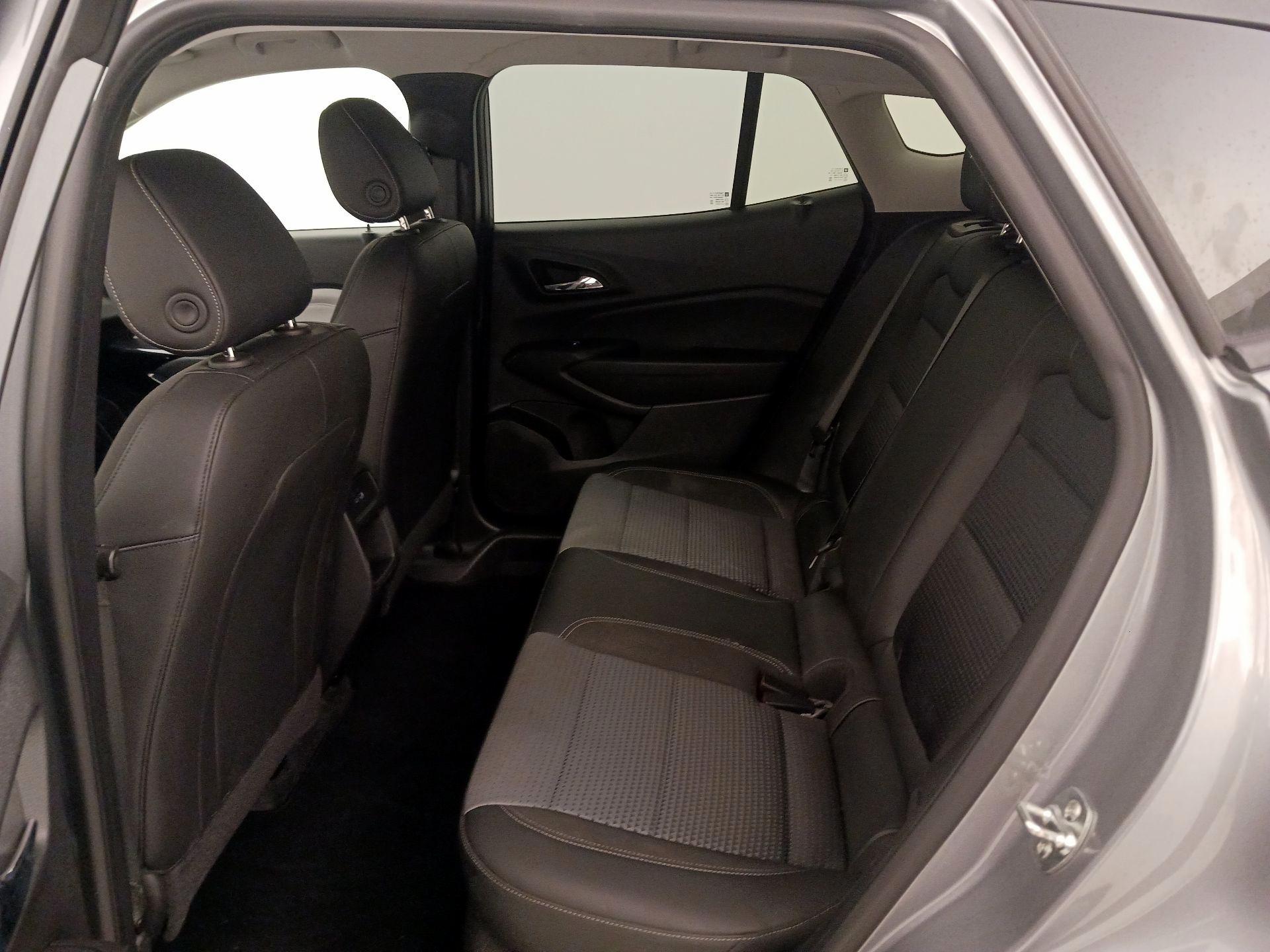 Thumbnail: 2025 Chevrolet Trax - 19