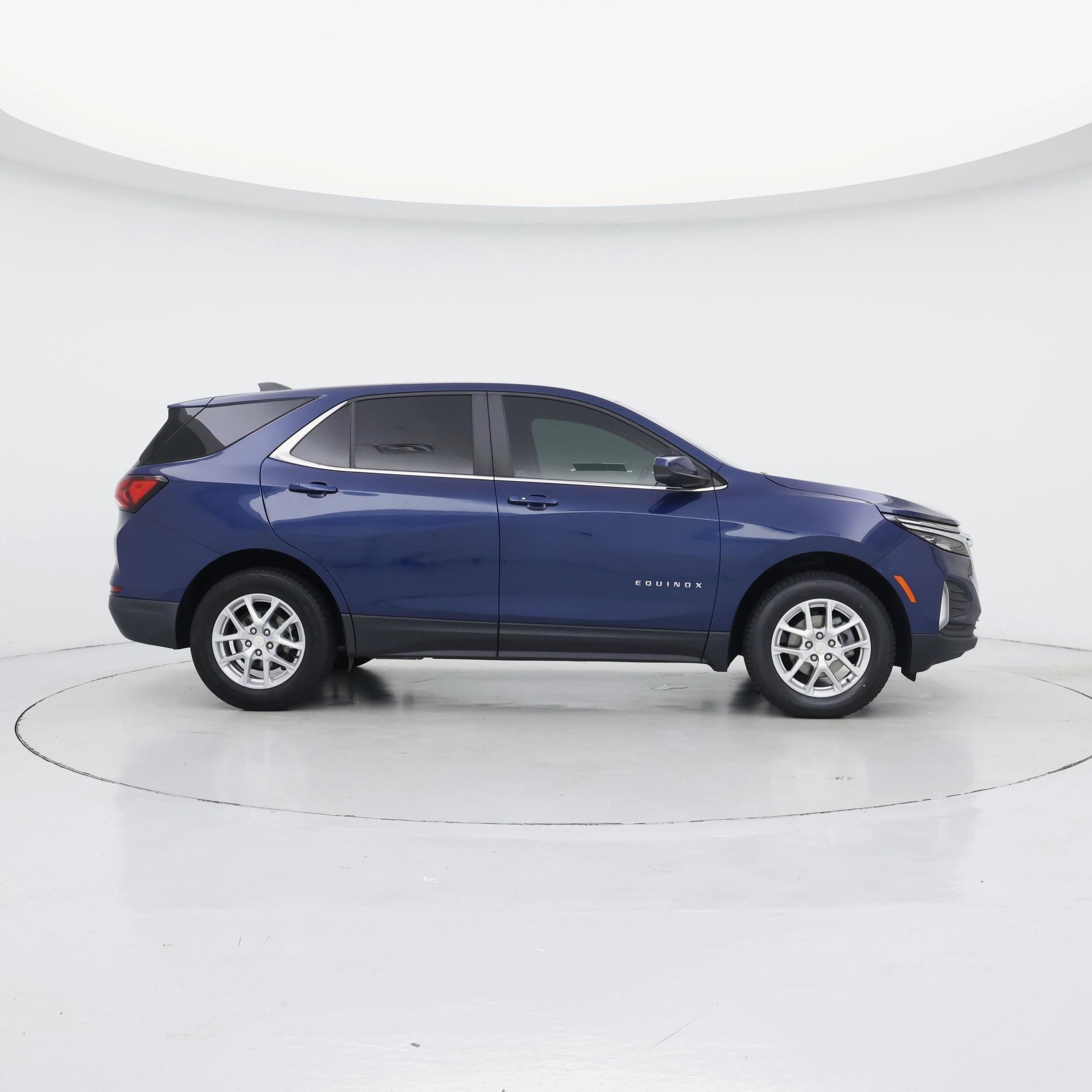 Thumbnail: 2022 Chevrolet Equinox - 7