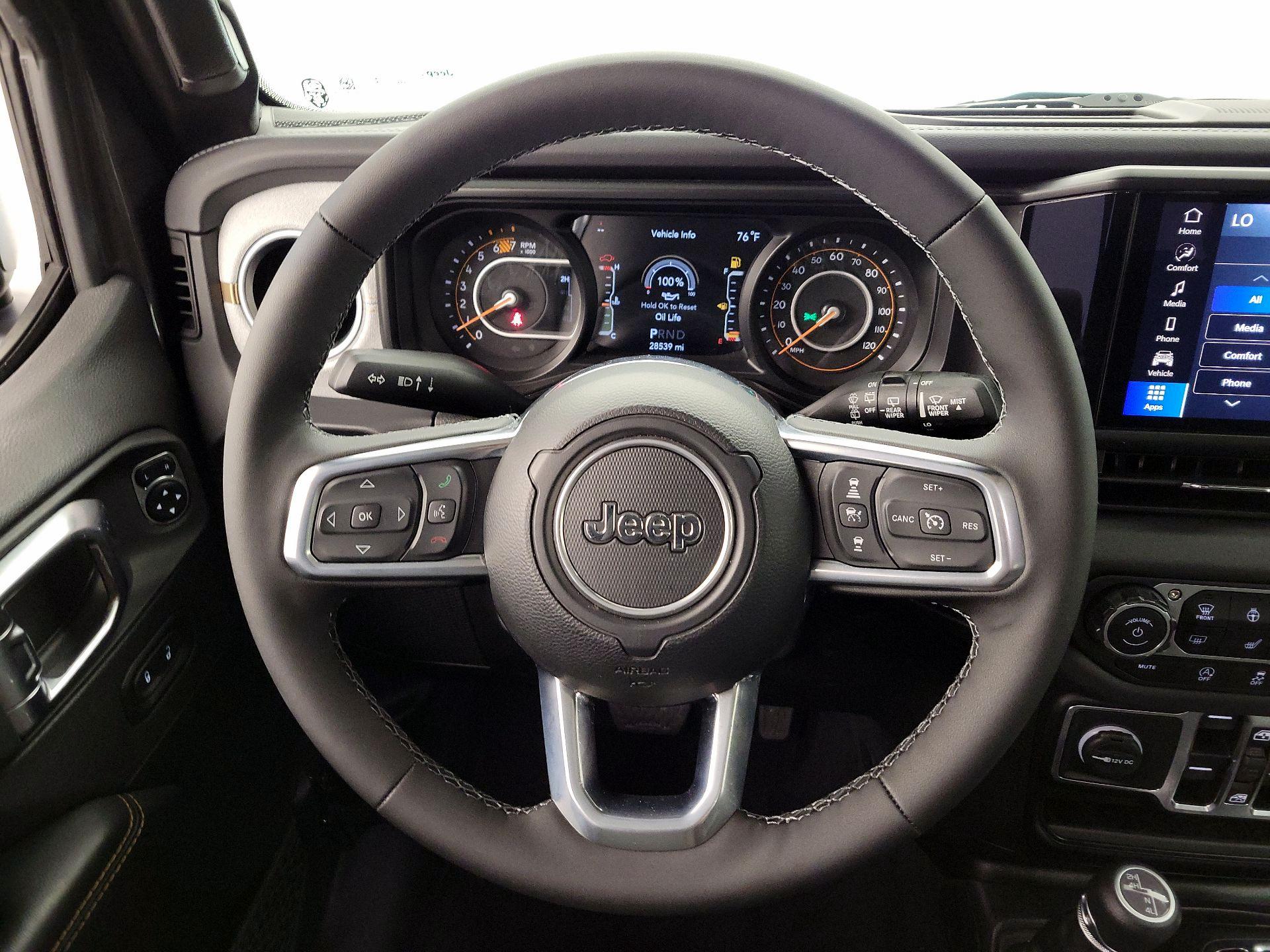 Thumbnail: 2025 Jeep Wrangler - 10