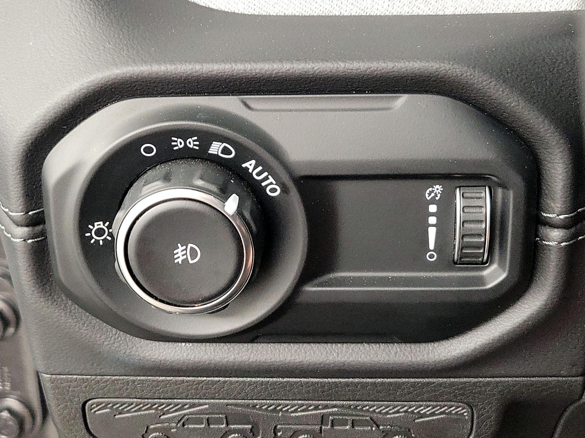 Thumbnail: 2025 Jeep Wrangler - 13