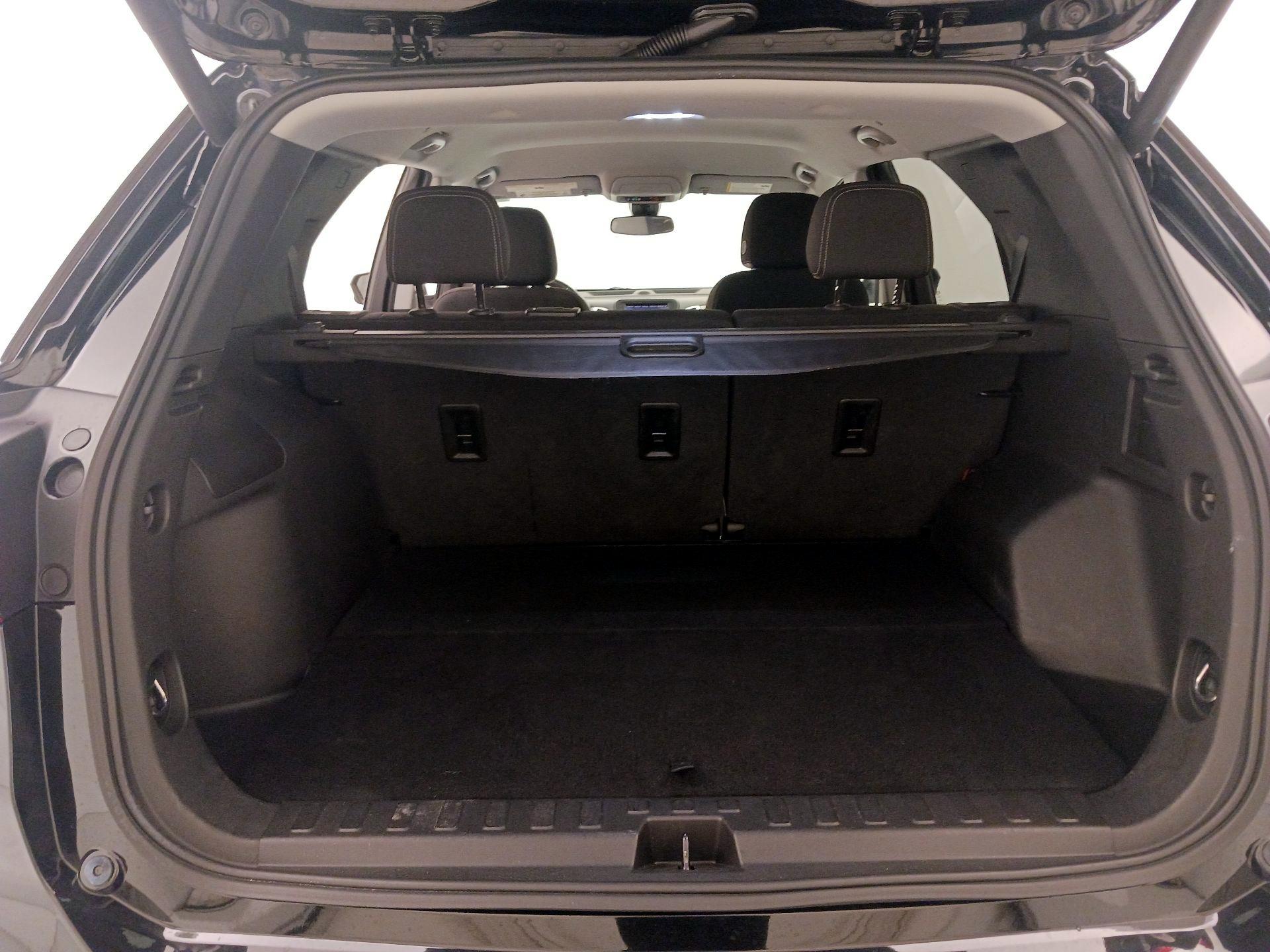 Thumbnail: 2021 Chevrolet Equinox - 20