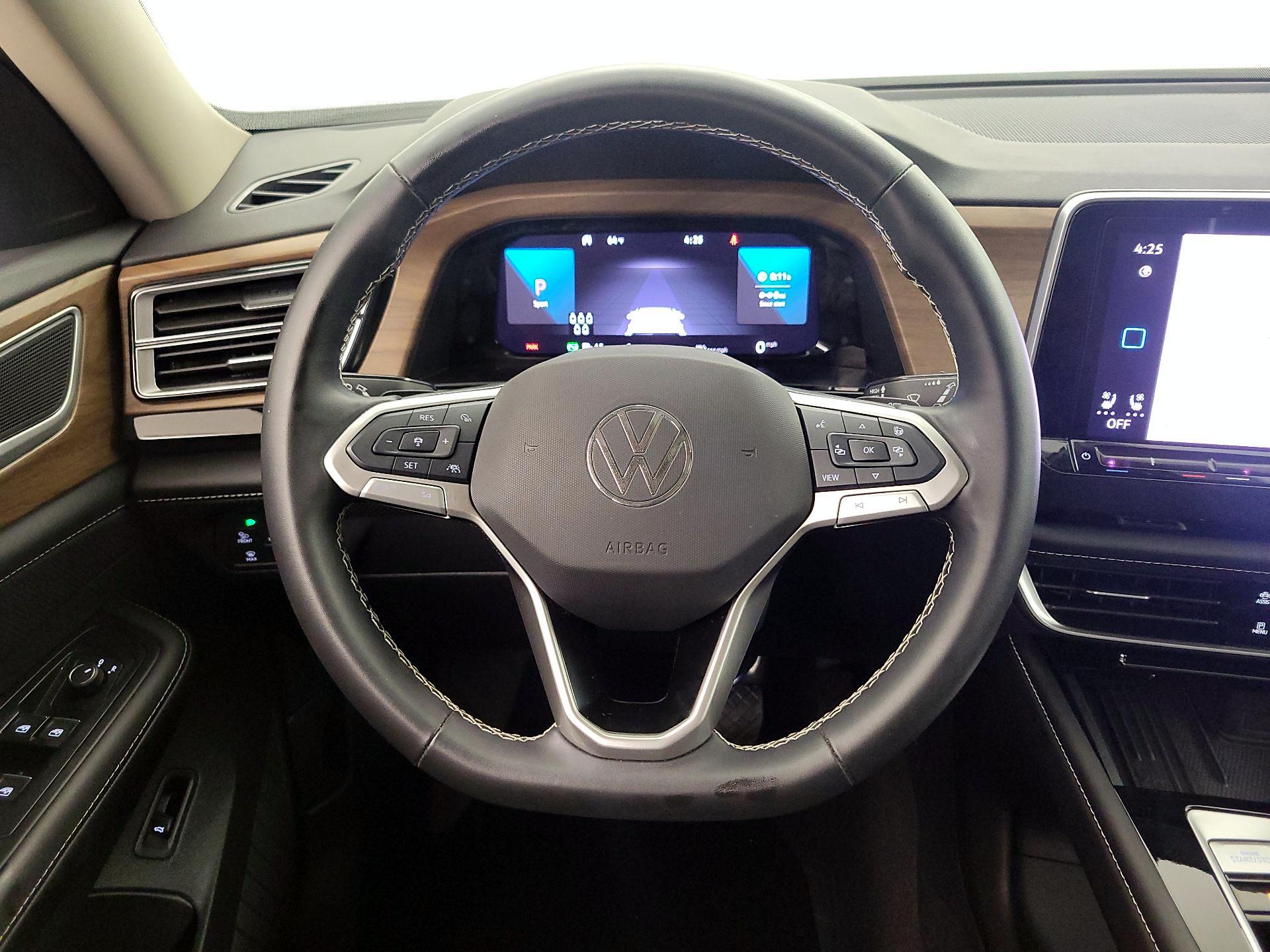Thumbnail: 2025 Volkswagen Atlas - 10