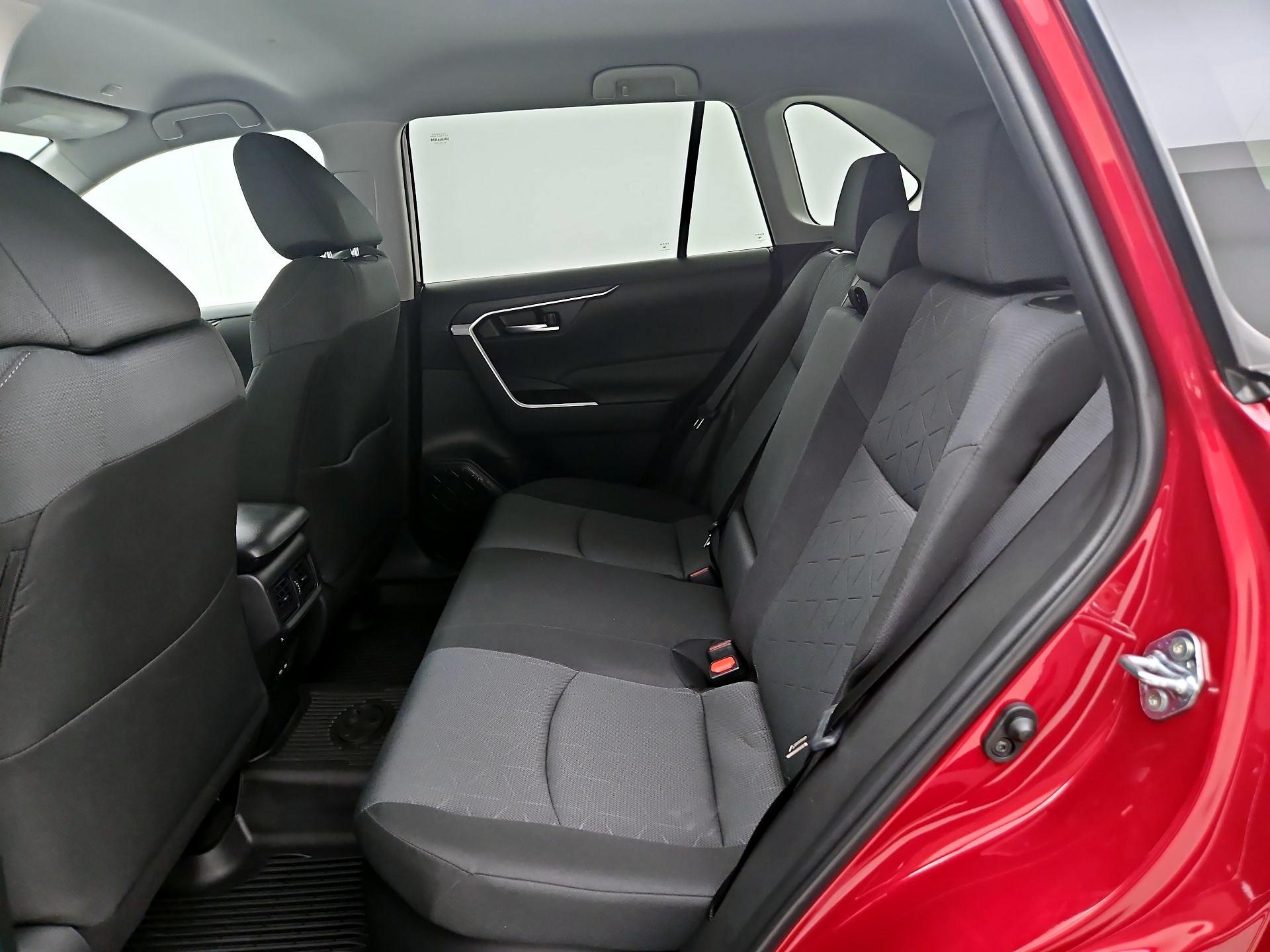 Thumbnail: 2025 Toyota RAV4 - 19
