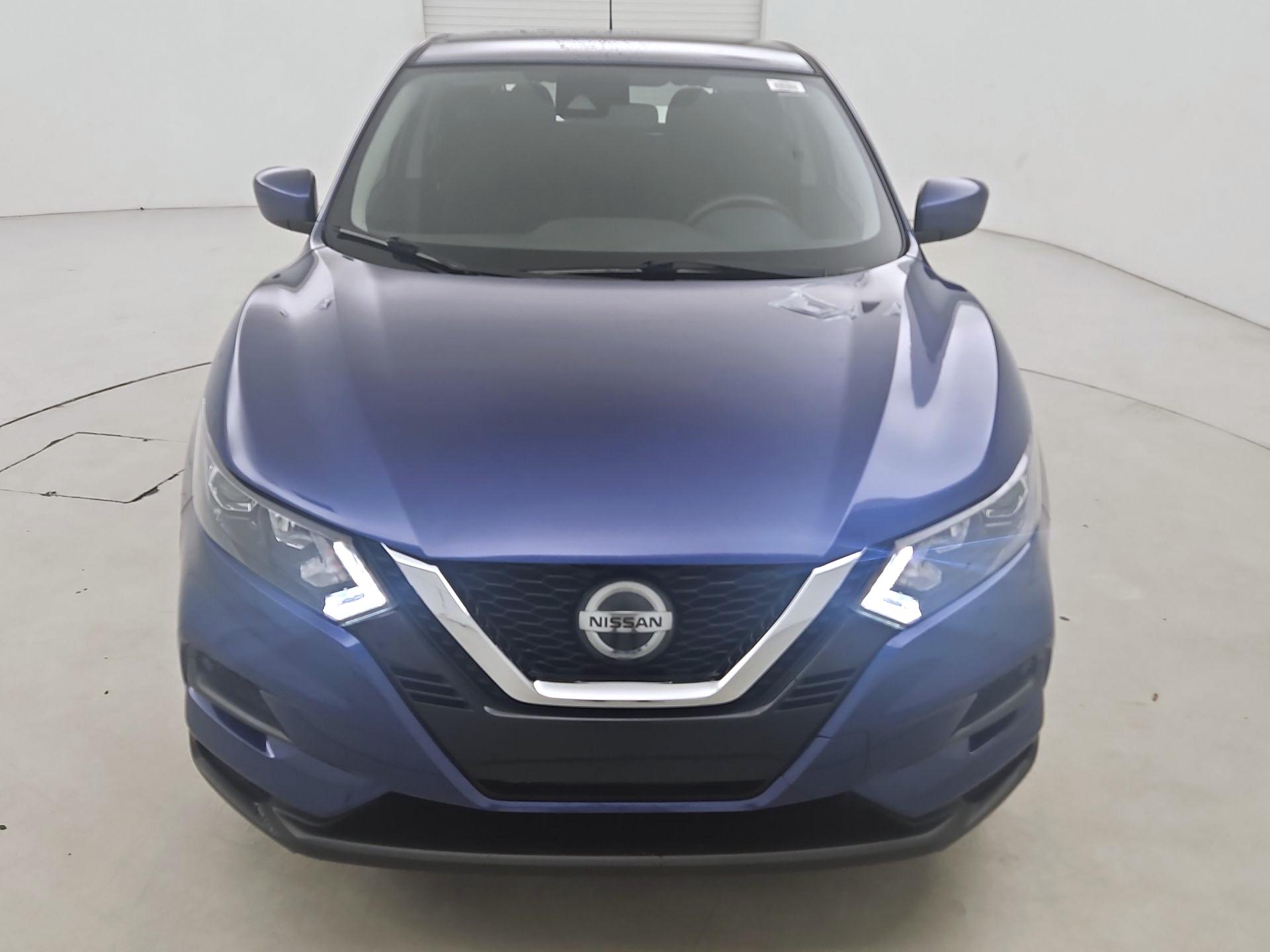 Thumbnail: 2020 Nissan Rogue Sport - 2