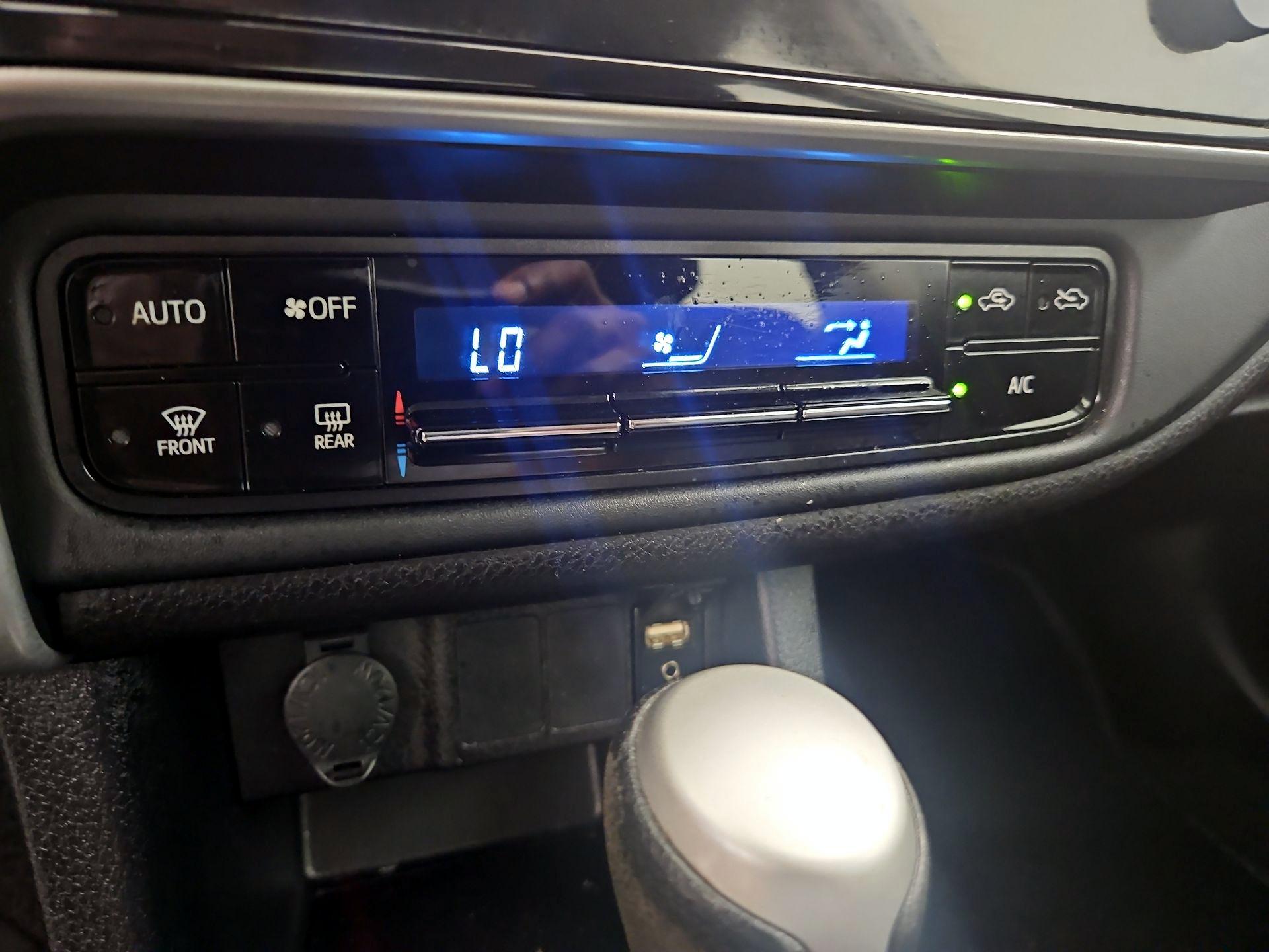 Thumbnail: 2019 Toyota Corolla - 14