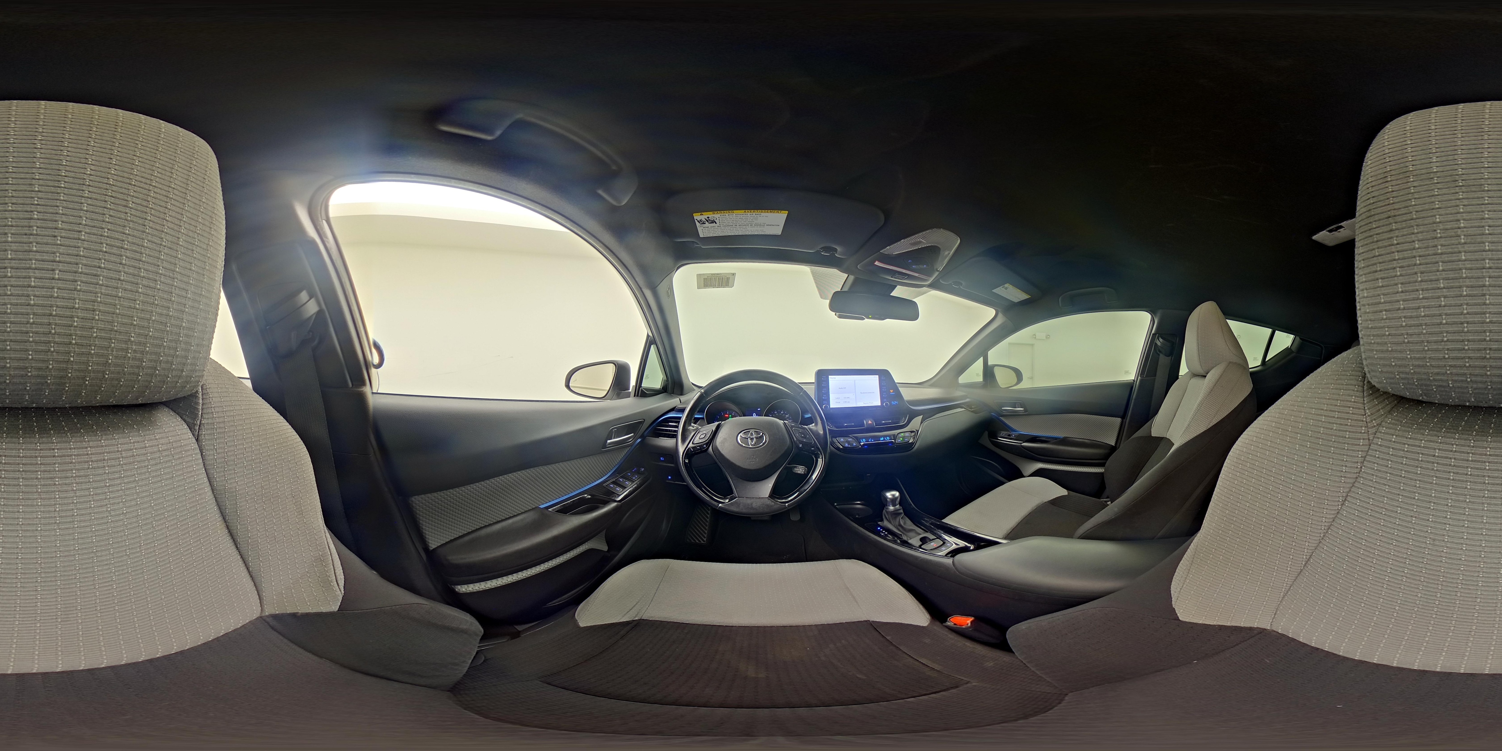 2019 Toyota C-HR XLE - Photo 24