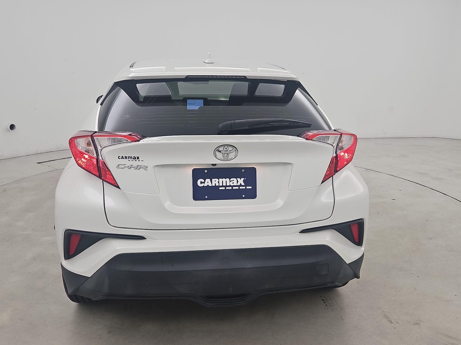 2019 Toyota C-HR XLE - Photo 6