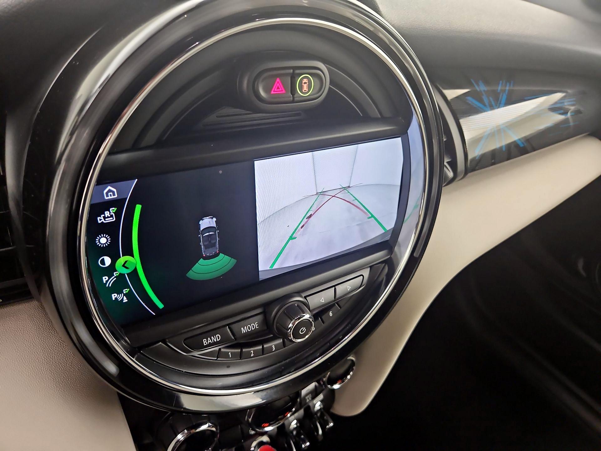 Thumbnail: 2020 MINI Cooper - 13