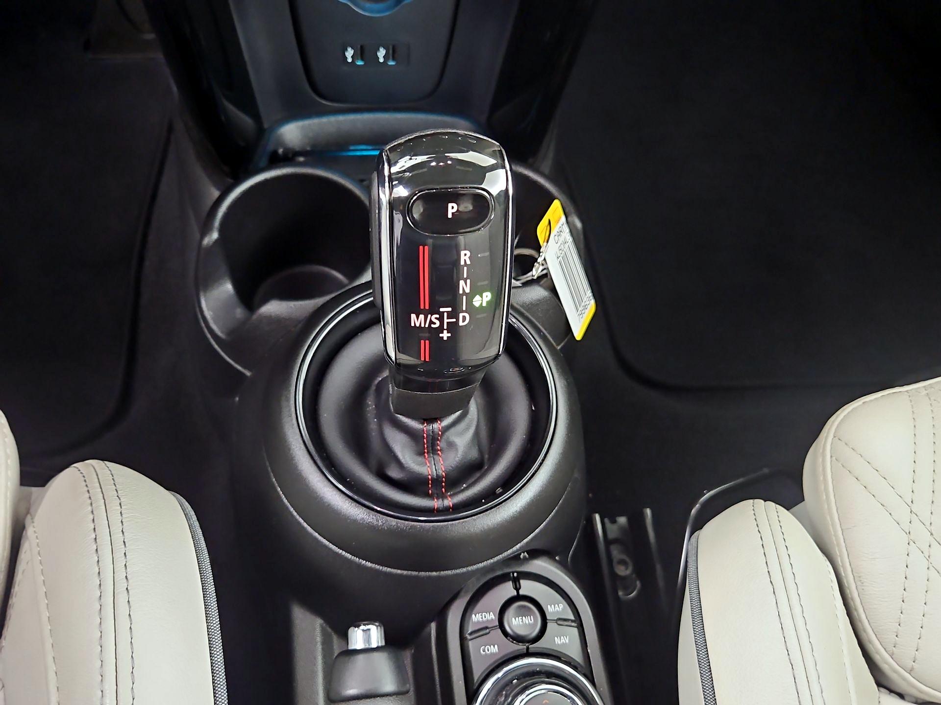 Thumbnail: 2020 MINI Cooper - 16