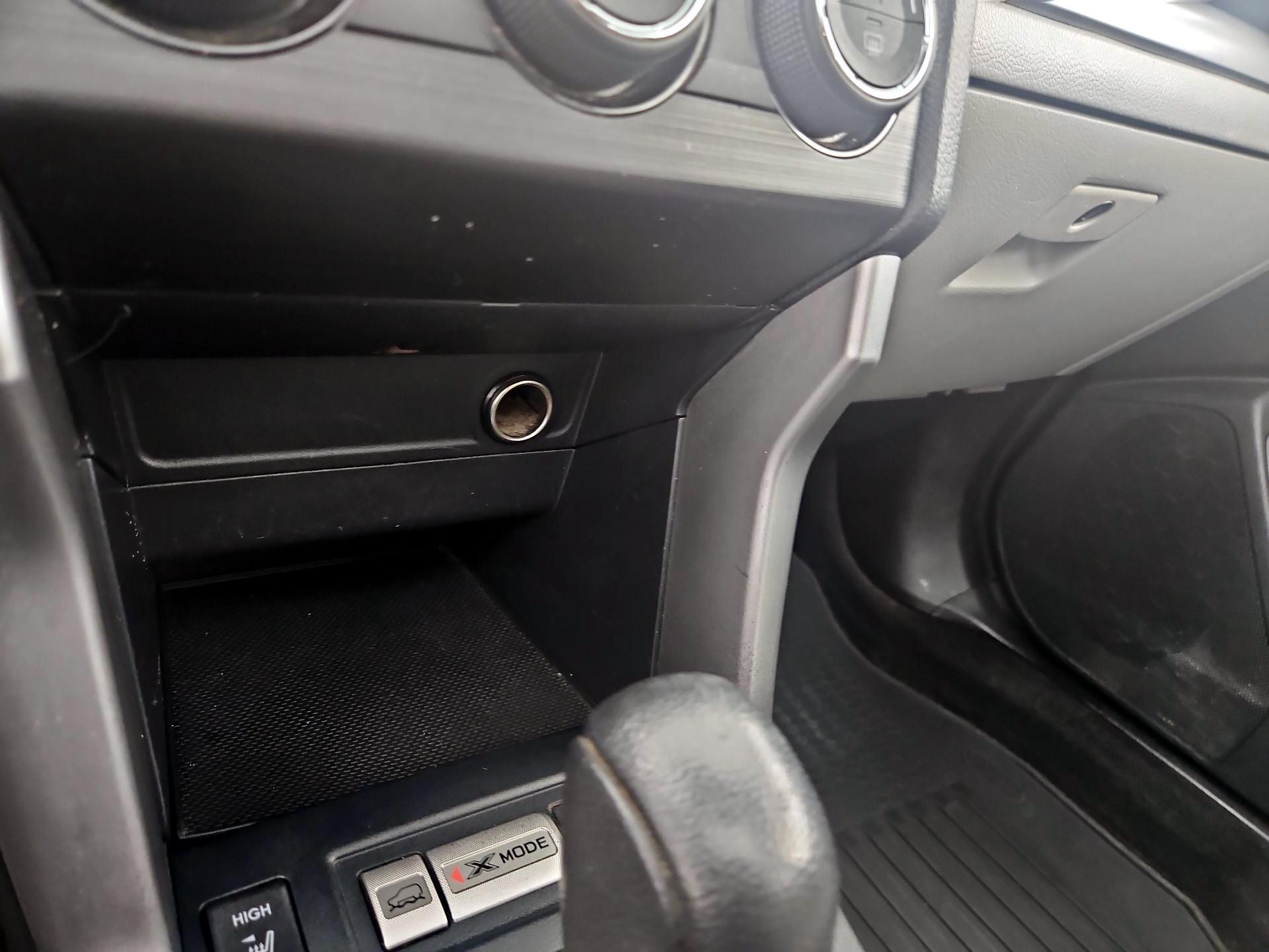 Thumbnail: 2015 Subaru Forester - 16