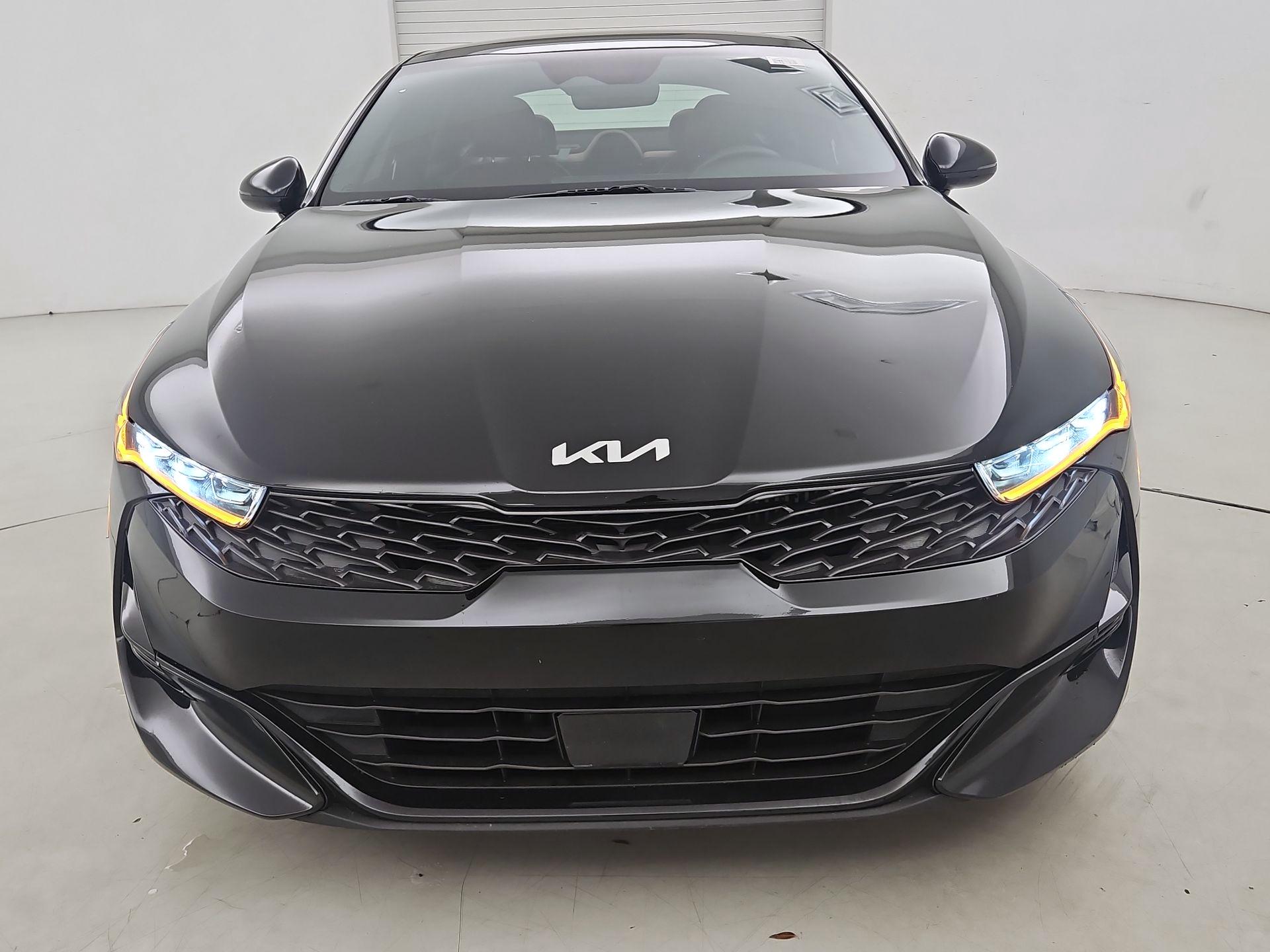 Thumbnail: 2023 Kia K5 - 2