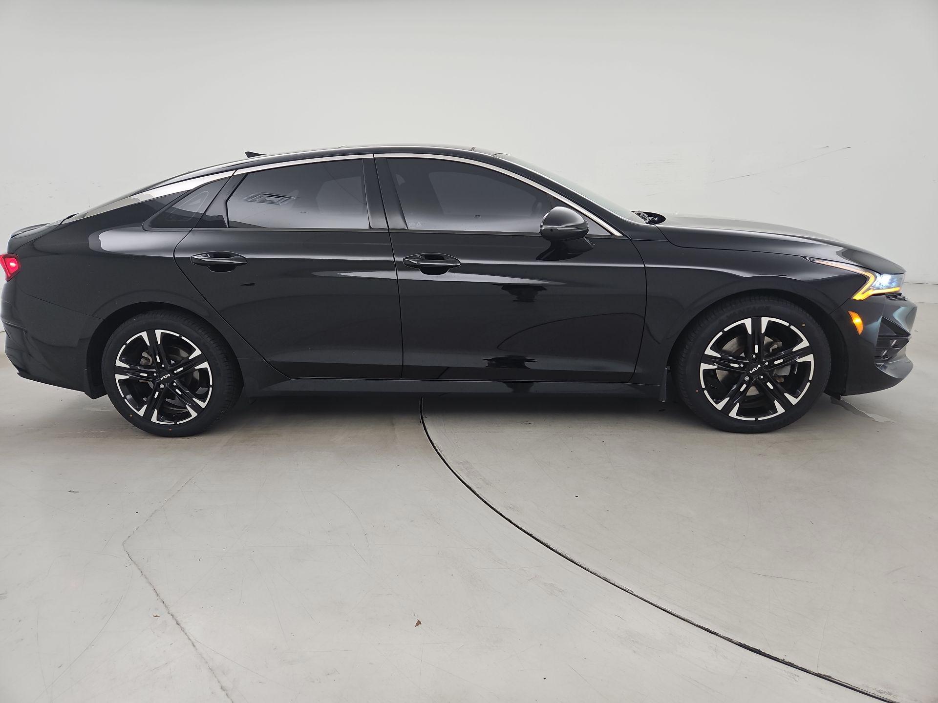 Thumbnail: 2023 Kia K5 - 4