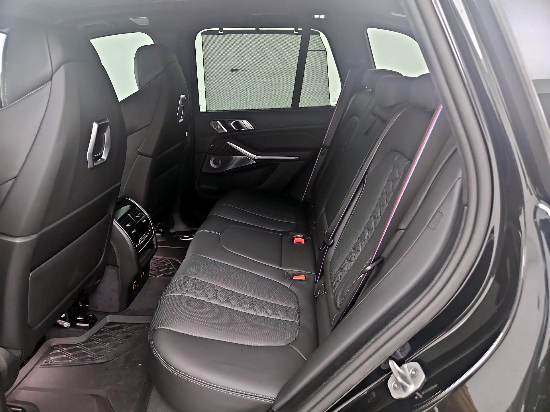 Thumbnail: 2025 BMW X5 - 19