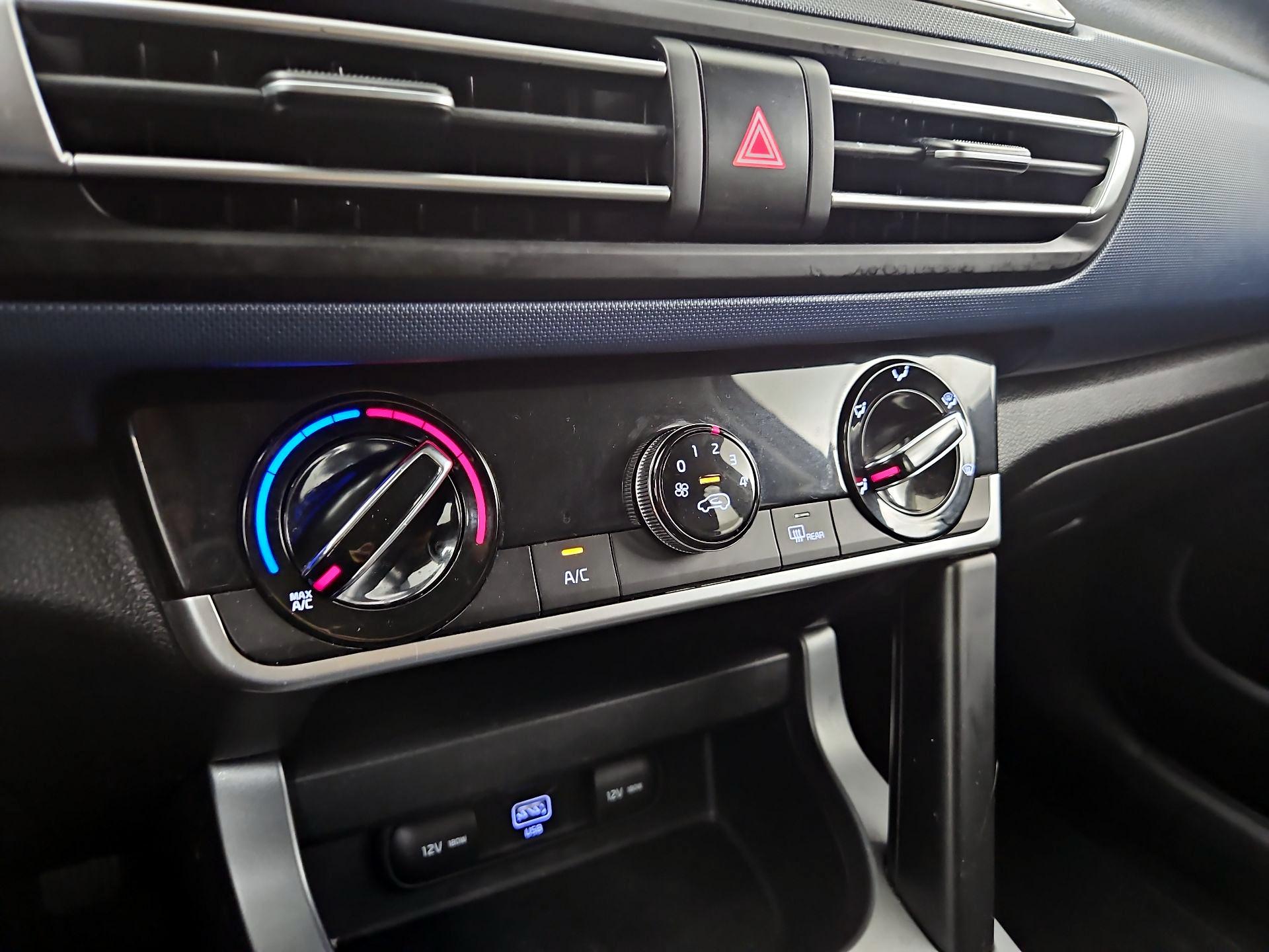 Thumbnail: 2021 Kia Seltos - 14