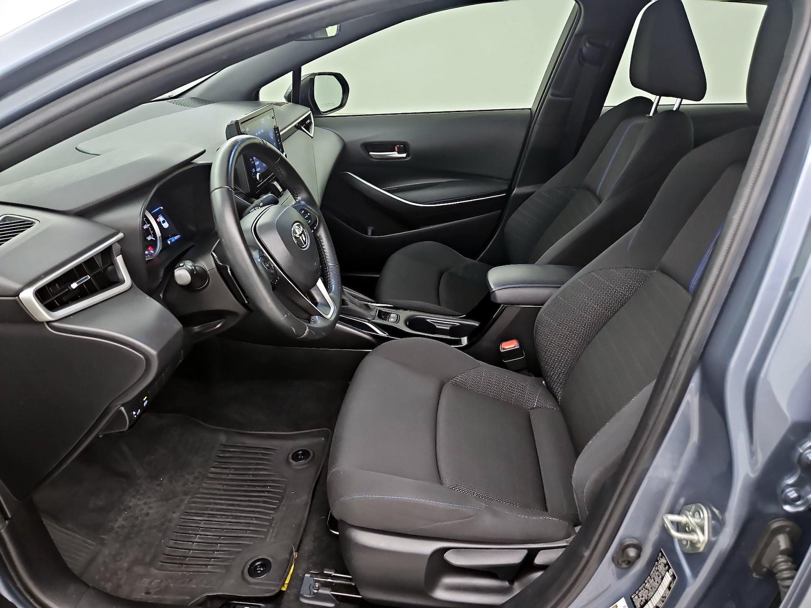 2022 Toyota Corolla SE - Photo 10