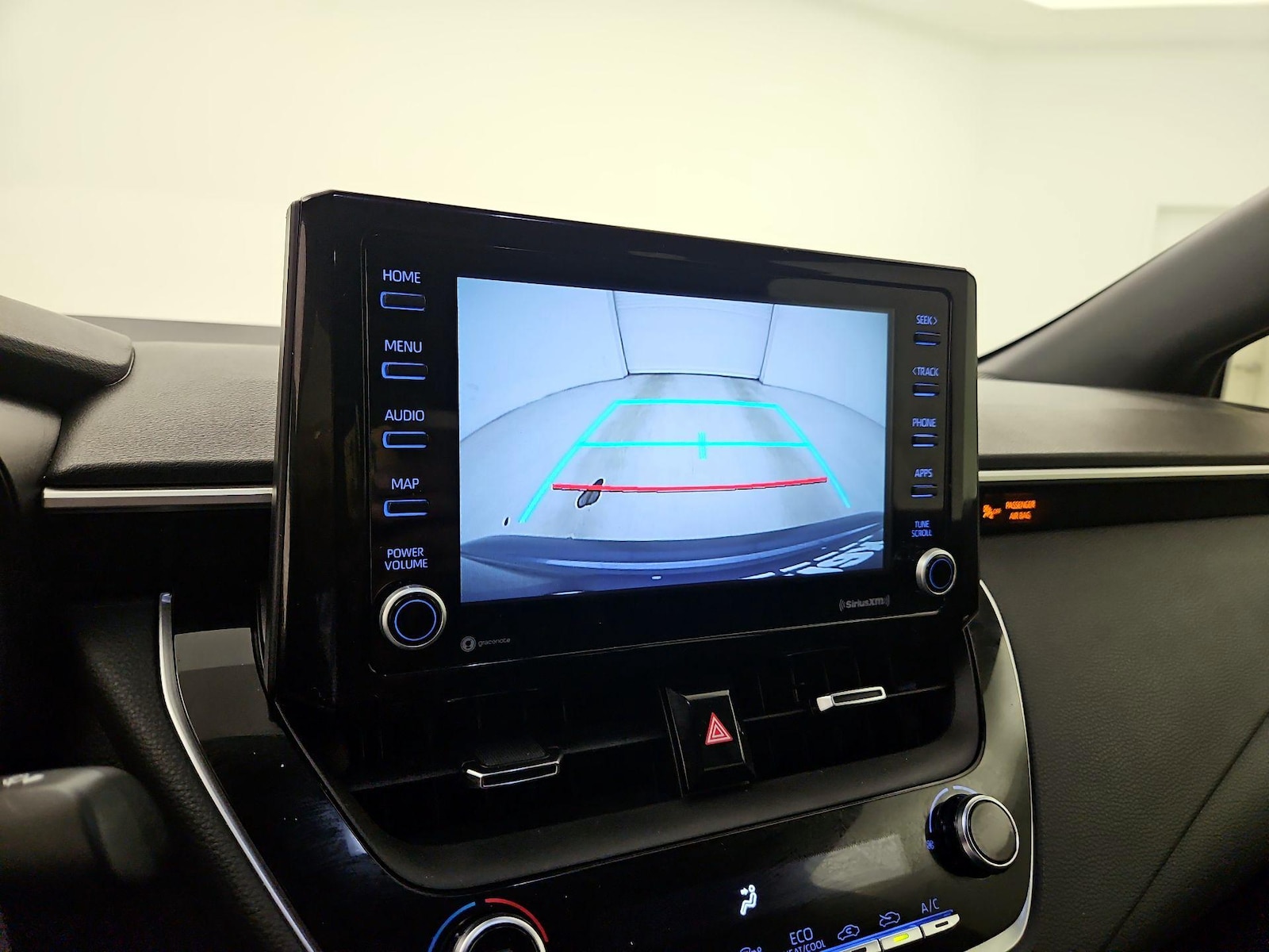 2022 Toyota Corolla SE - Photo 13