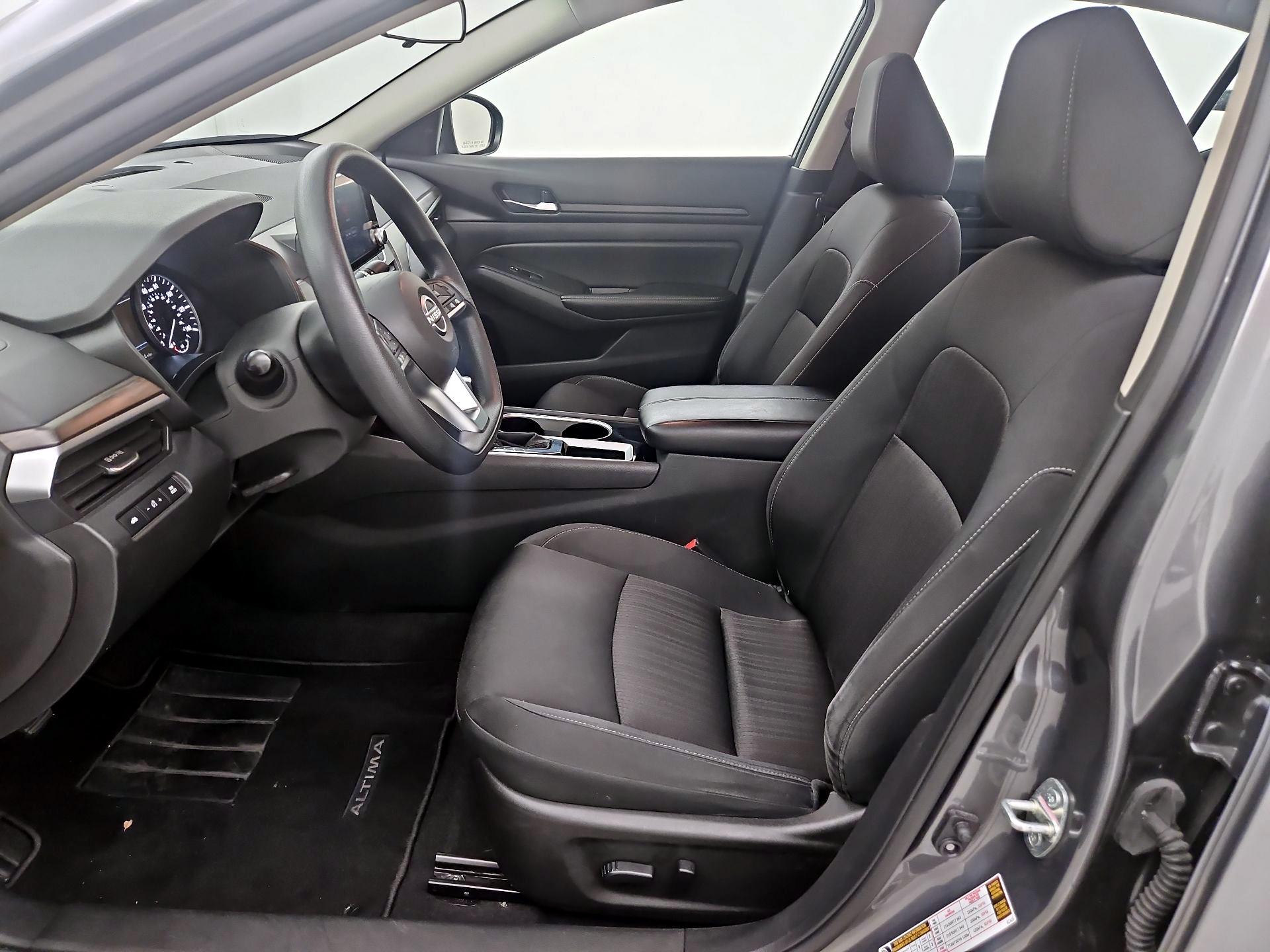 Thumbnail: 2024 Nissan Altima - 9