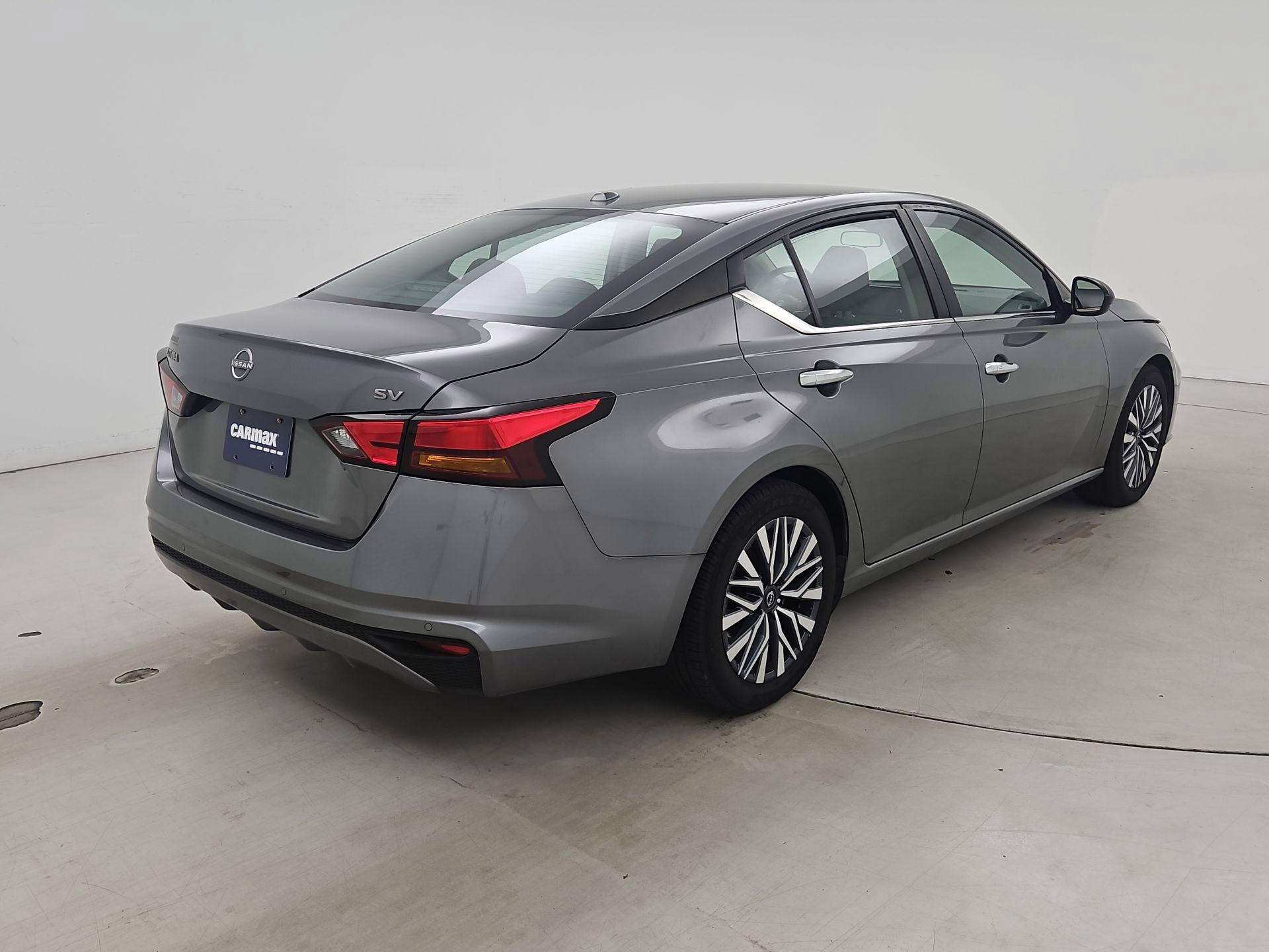 Thumbnail: 2024 Nissan Altima - 5