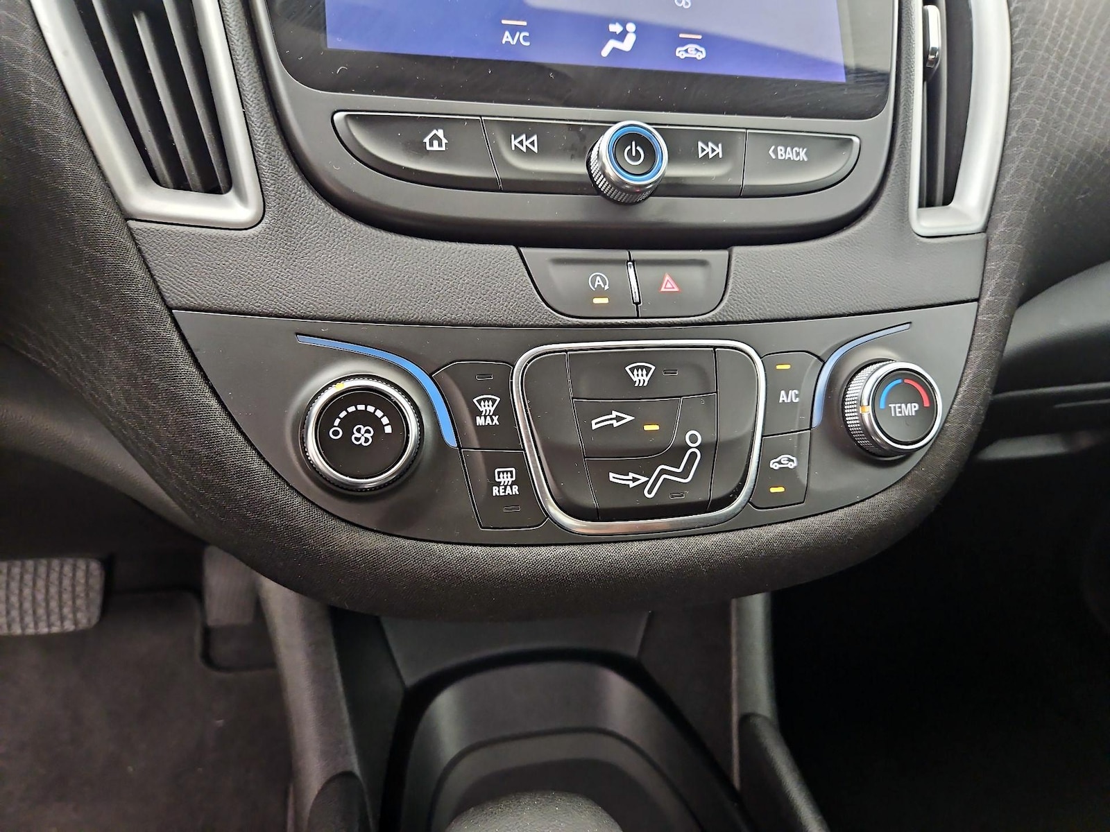 2022 Chevrolet Malibu 1LS - Photo 15