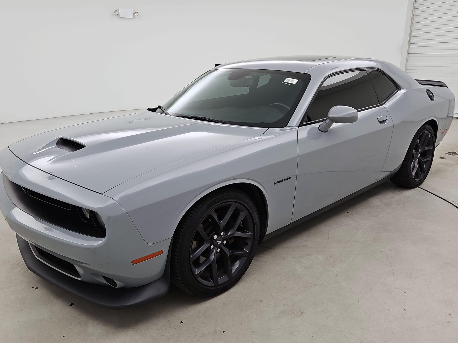 Thumbnail: 2020 Dodge Challenger - 3