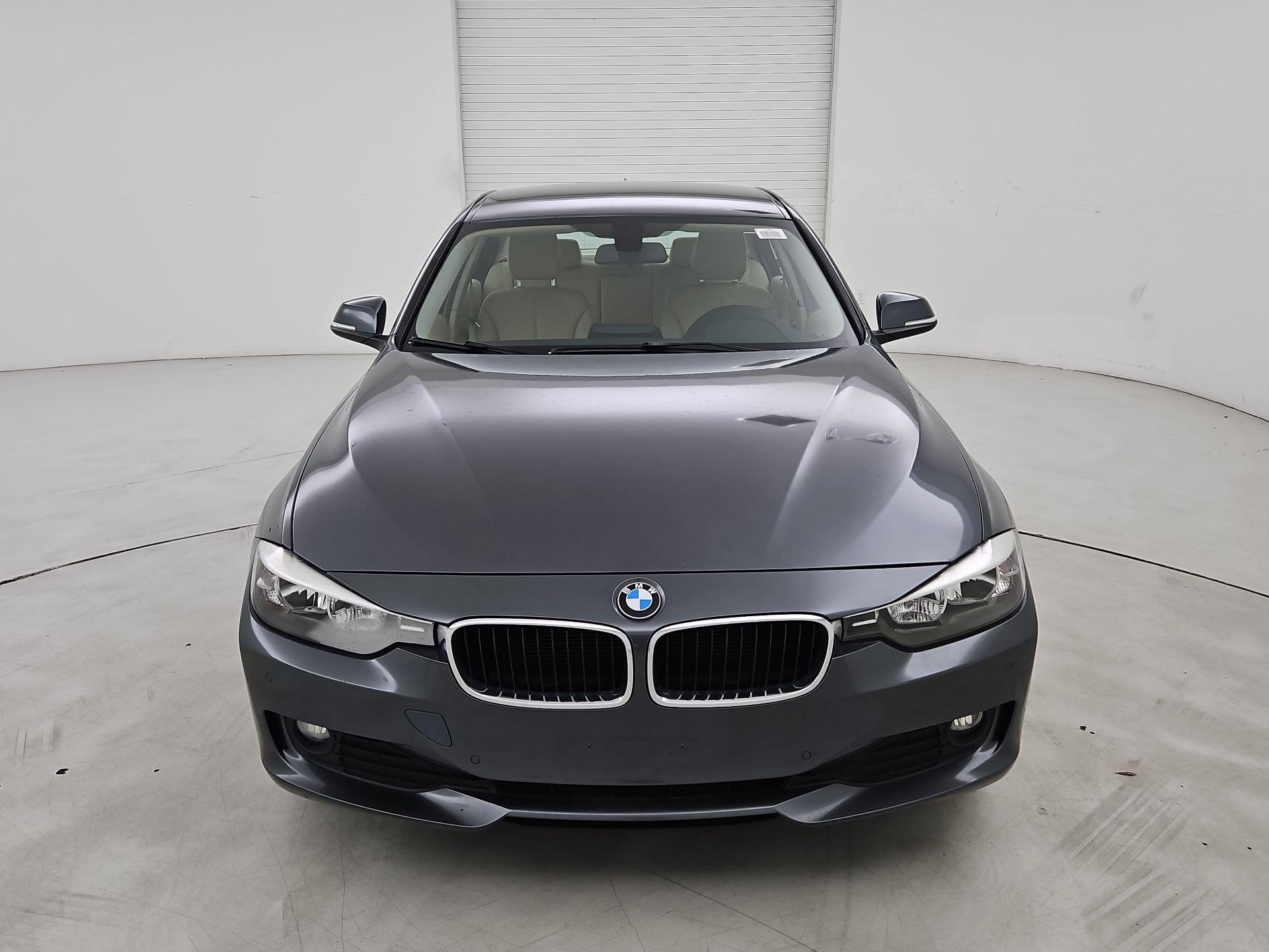 Thumbnail: 2015 BMW 3 Series - 2