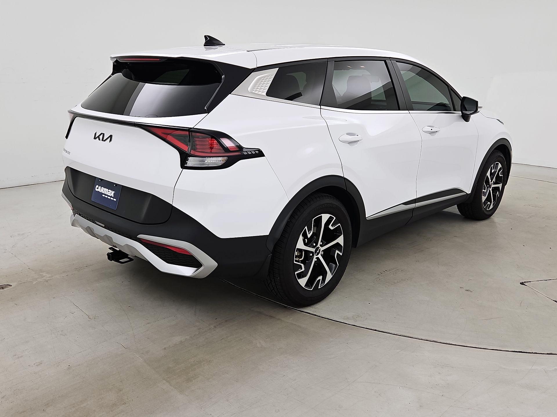Thumbnail: 2023 Kia Sportage - 5