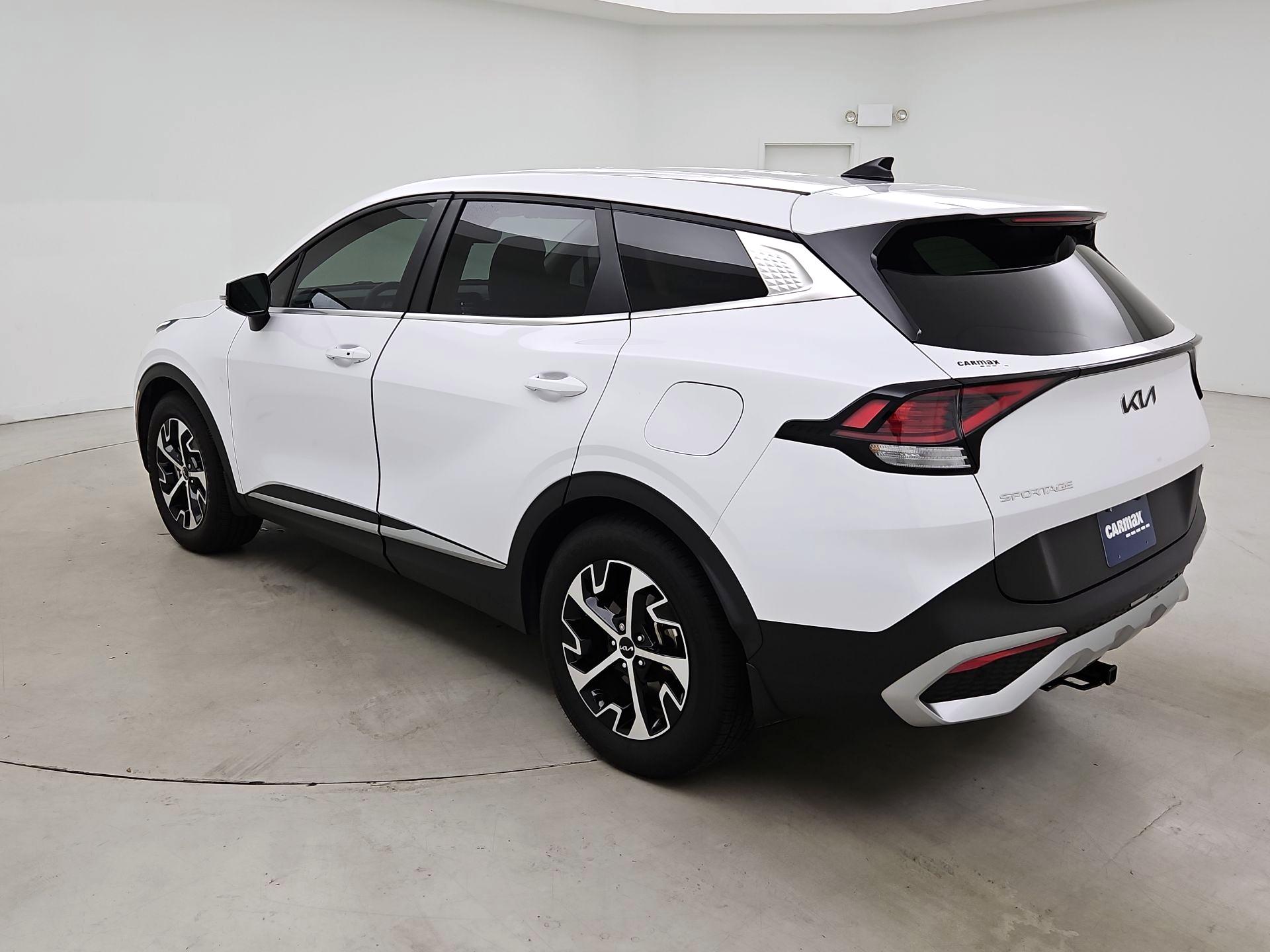 Thumbnail: 2023 Kia Sportage - 7