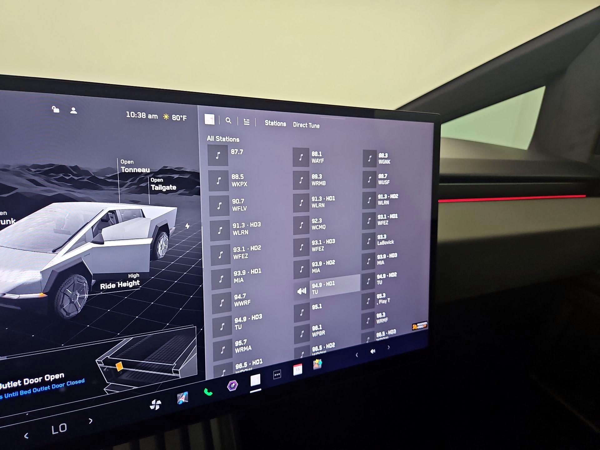 Thumbnail: 2024 Tesla Cybertruck - 14