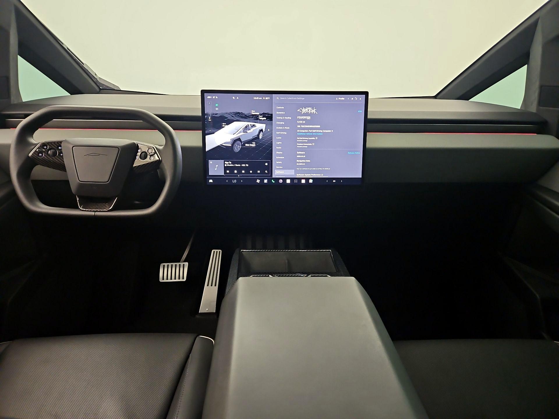 Thumbnail: 2024 Tesla Cybertruck - 8