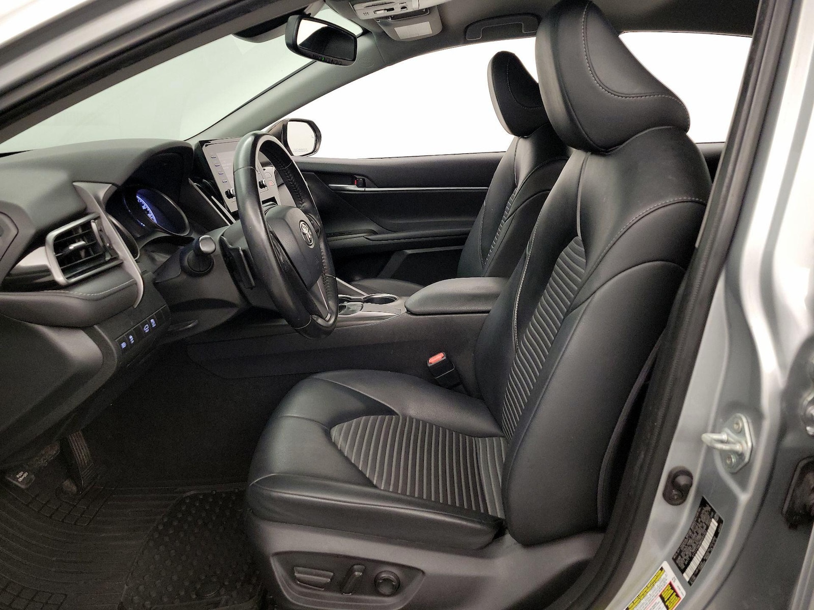 2021 Toyota Camry SE Nightshade - Photo 12