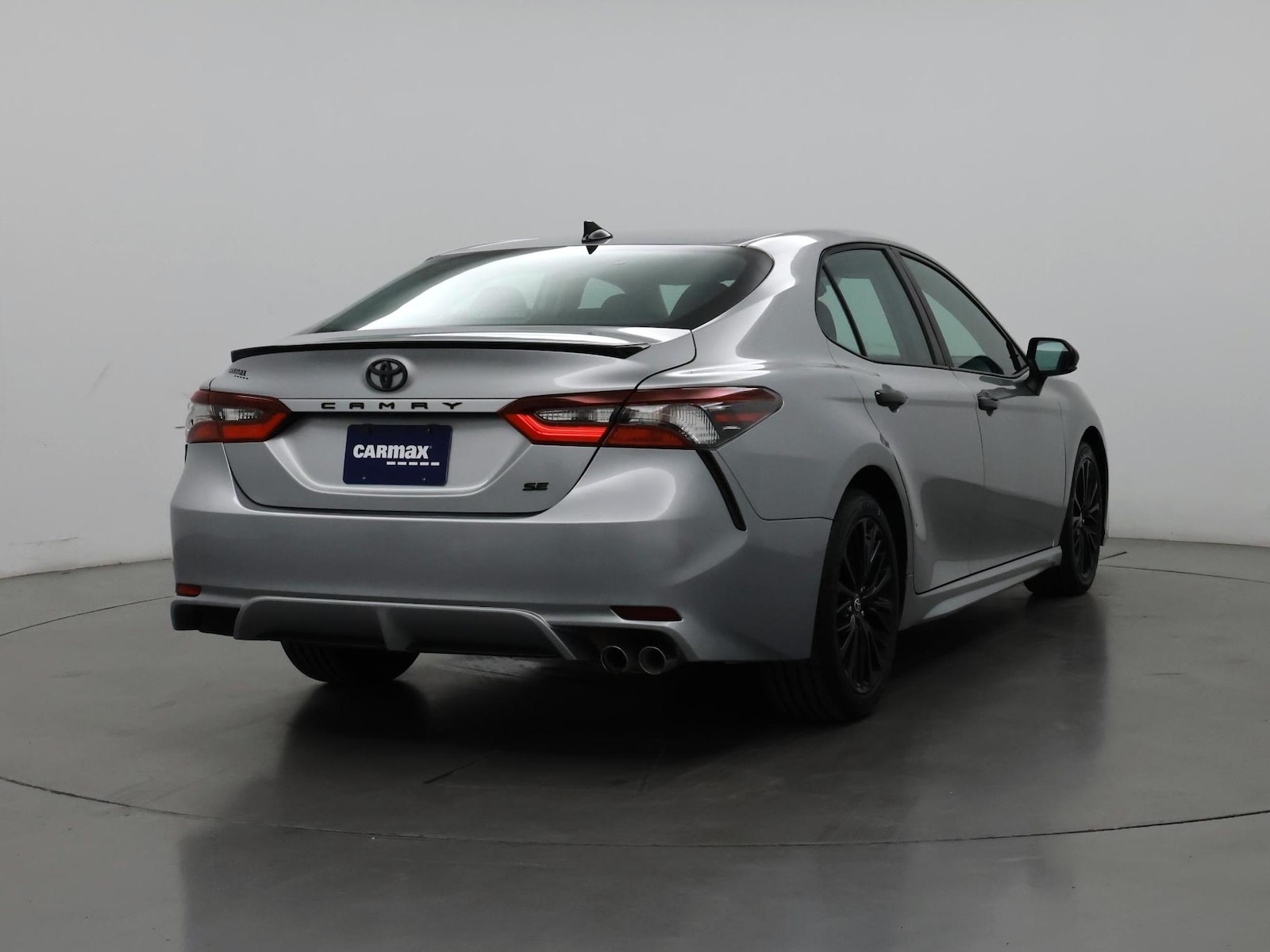 2021 Toyota Camry SE Nightshade - Photo 9