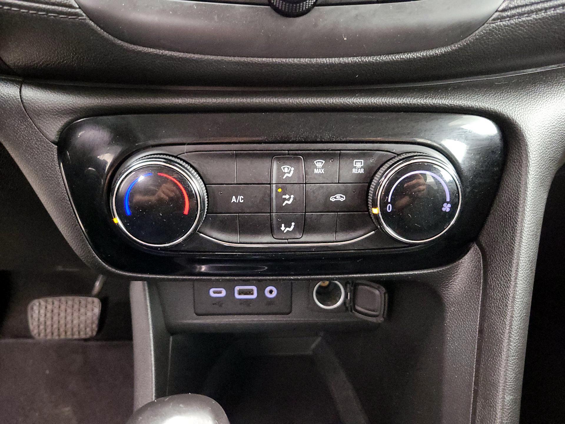 Thumbnail: 2020 Buick Encore GX - 16