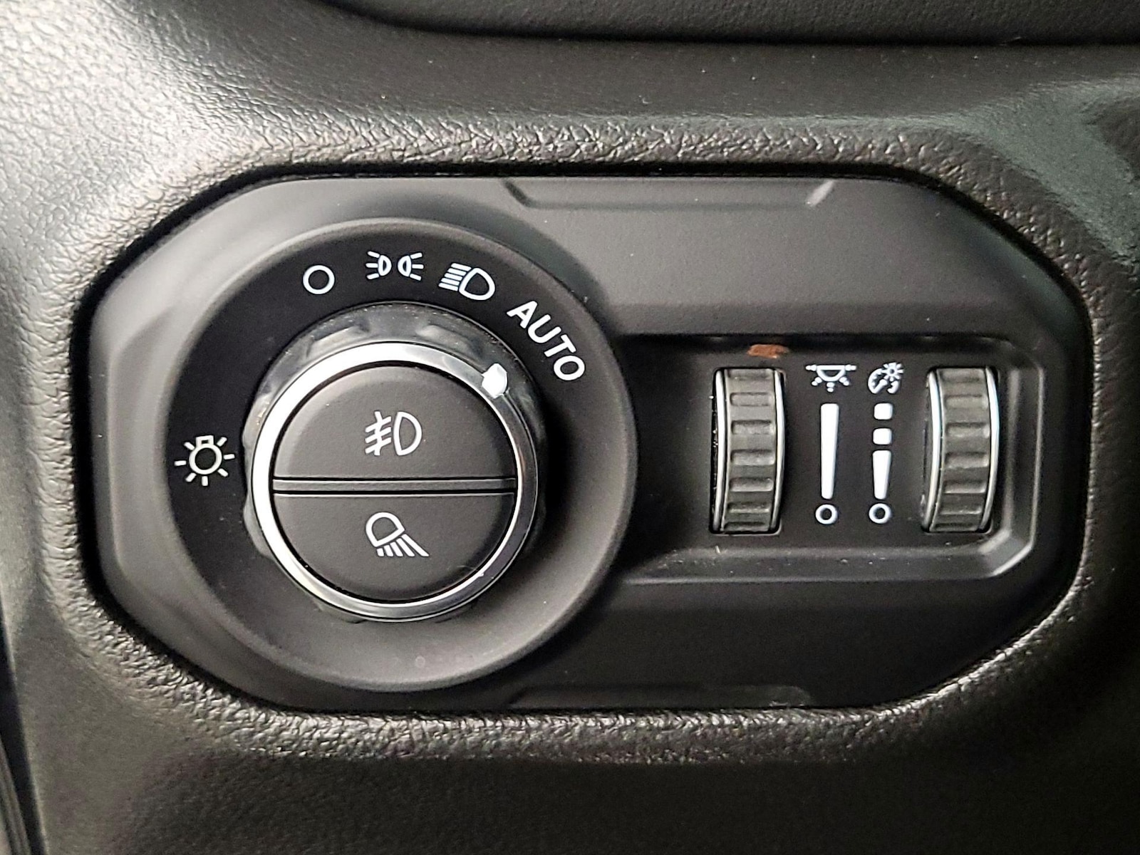 2022 Jeep Gladiator High Altitude - Photo 14