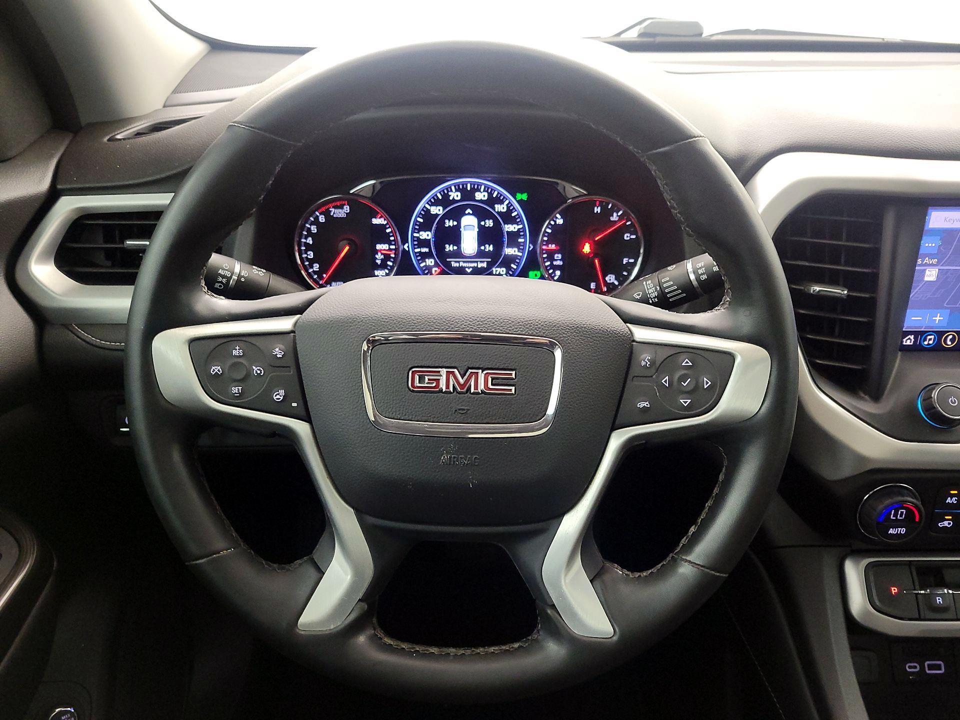 Thumbnail: 2023 GMC Acadia - 10