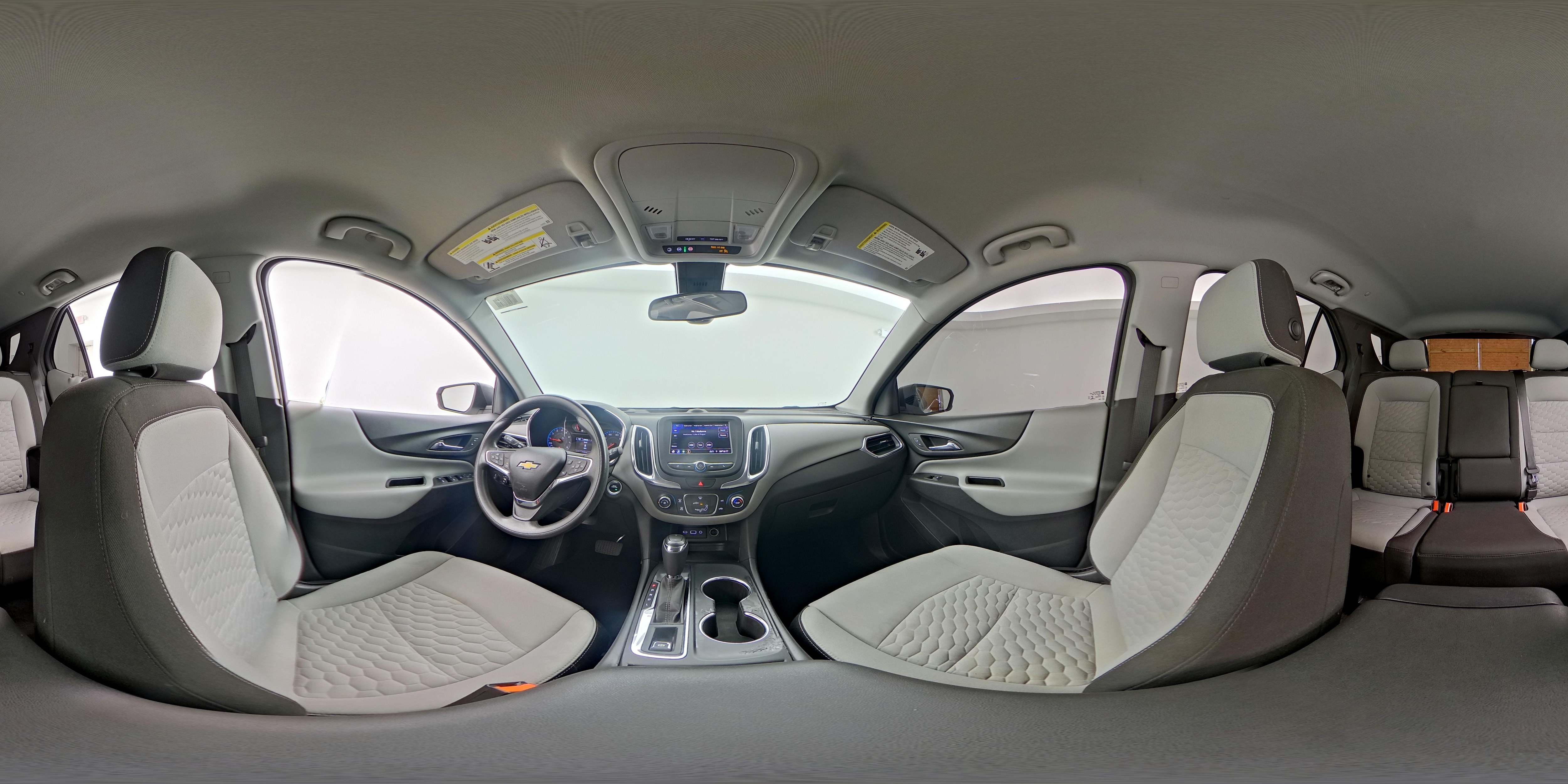 2020 Chevrolet Equinox LS - Photo 24
