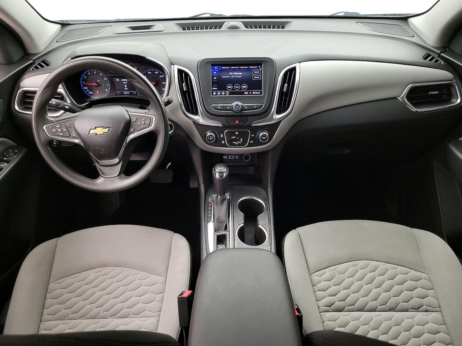 2020 Chevrolet Equinox LS - Photo 10