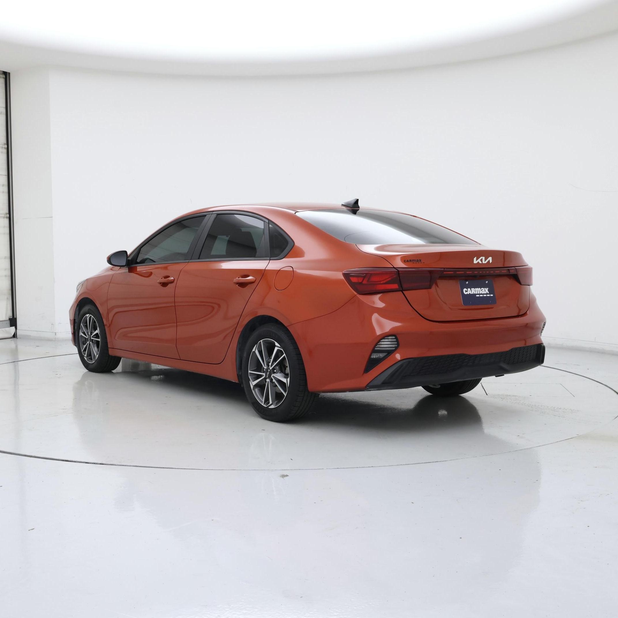 Thumbnail: 2022 Kia Forte - 2