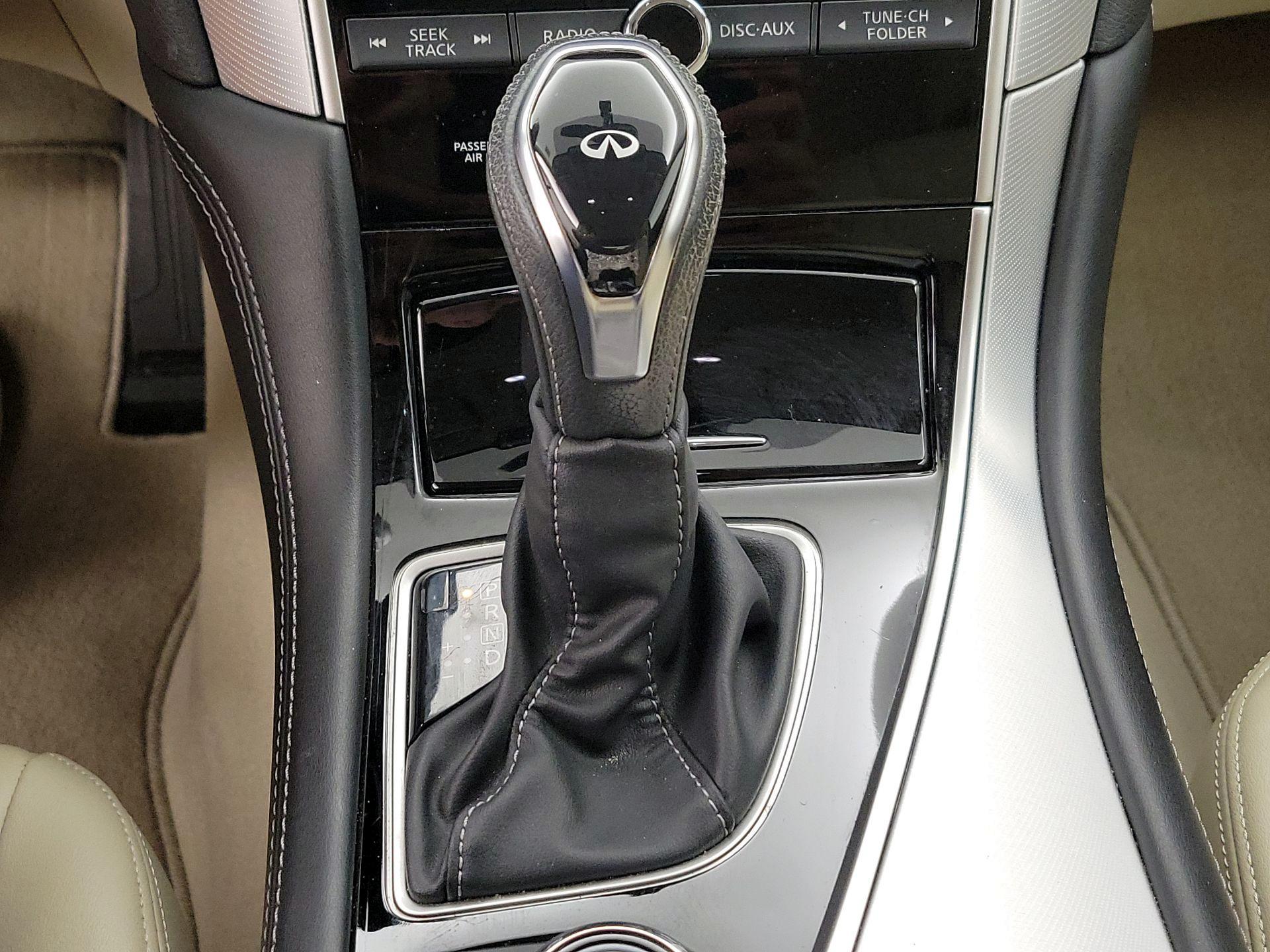 Thumbnail: 2020 INFINITI Q50 - 17