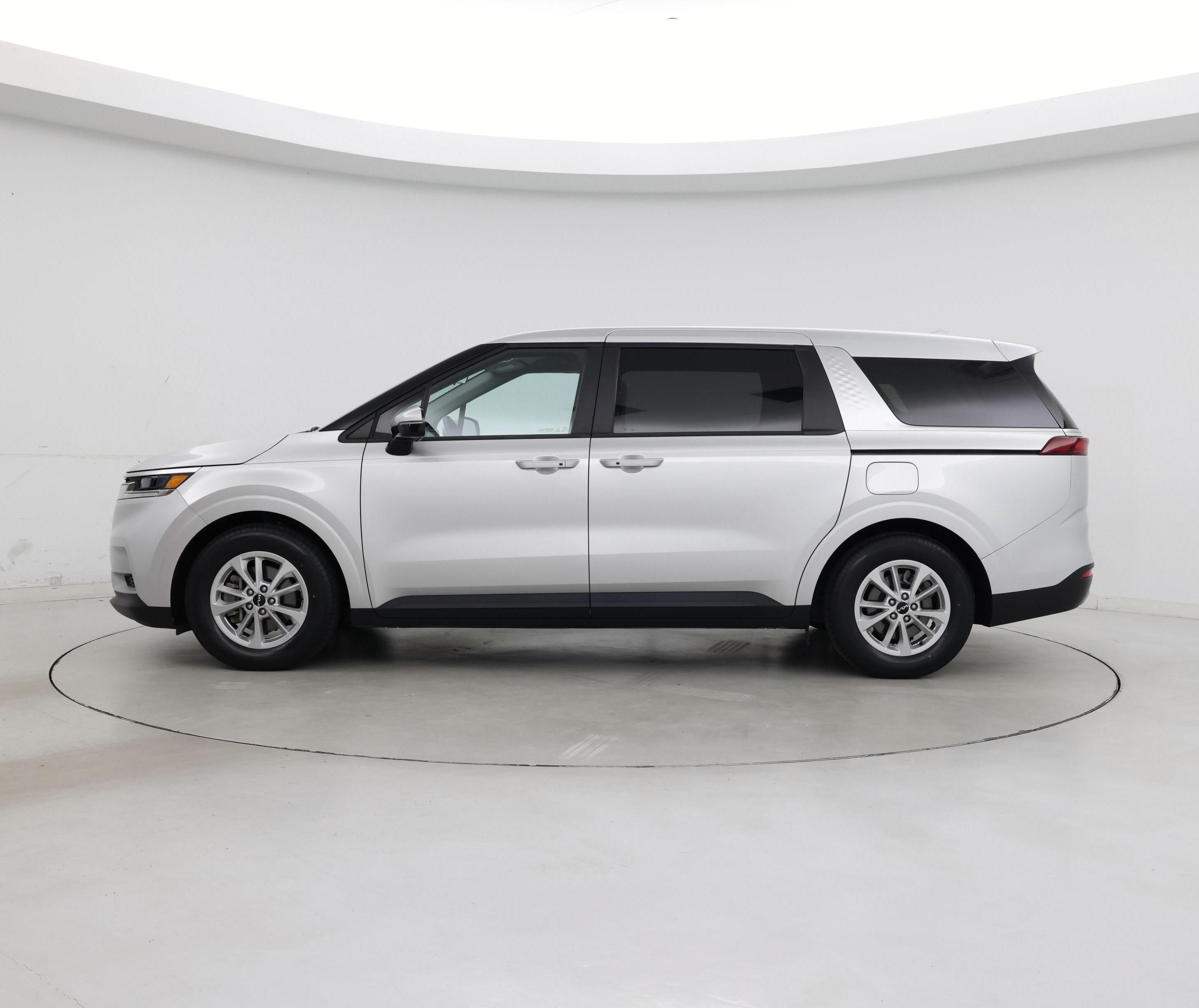 Thumbnail: 2023 Kia Carnival - 3