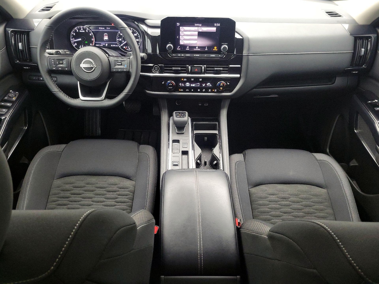 2022 Nissan Pathfinder 10