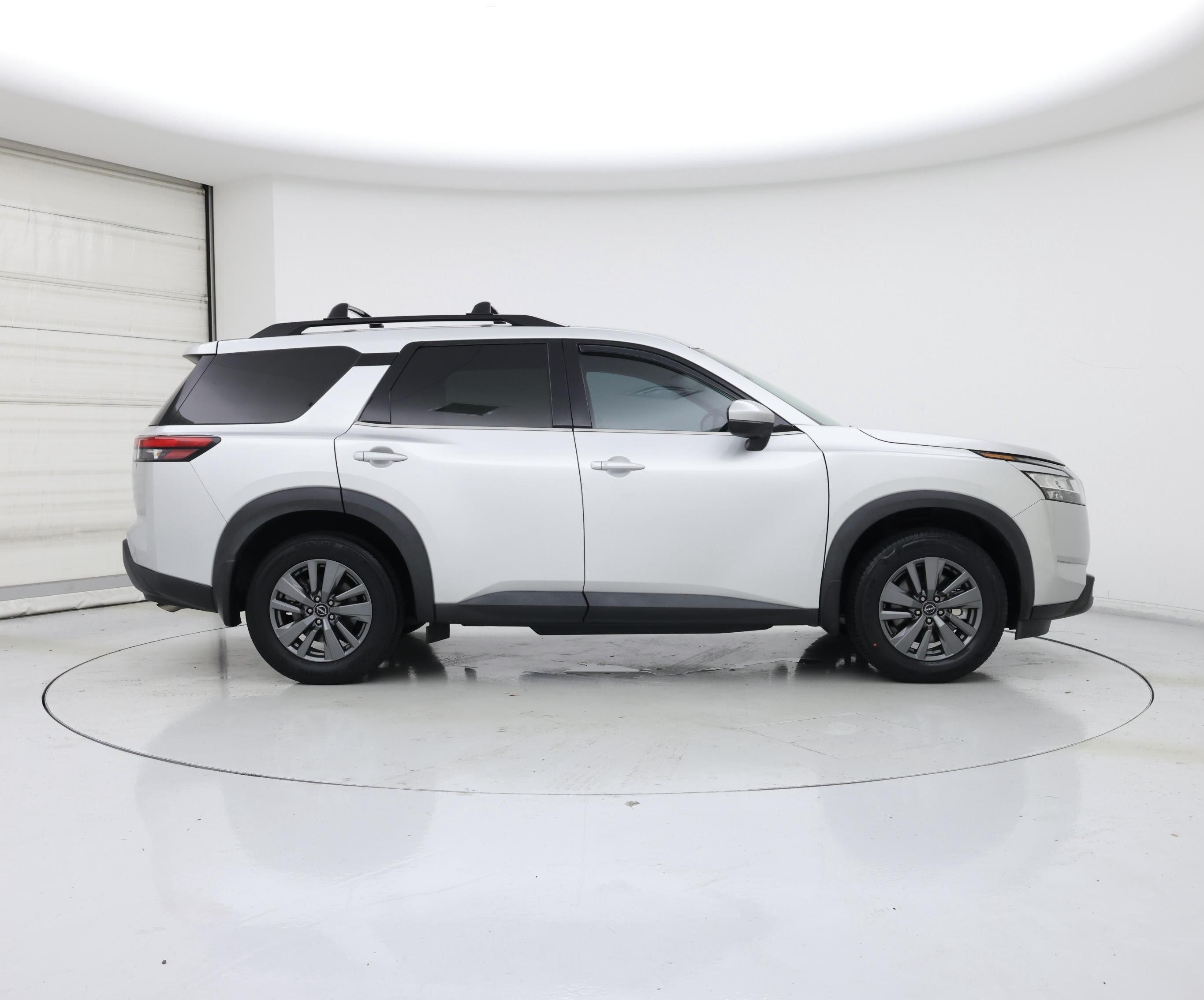 Thumbnail: 2022 Nissan Pathfinder - 7