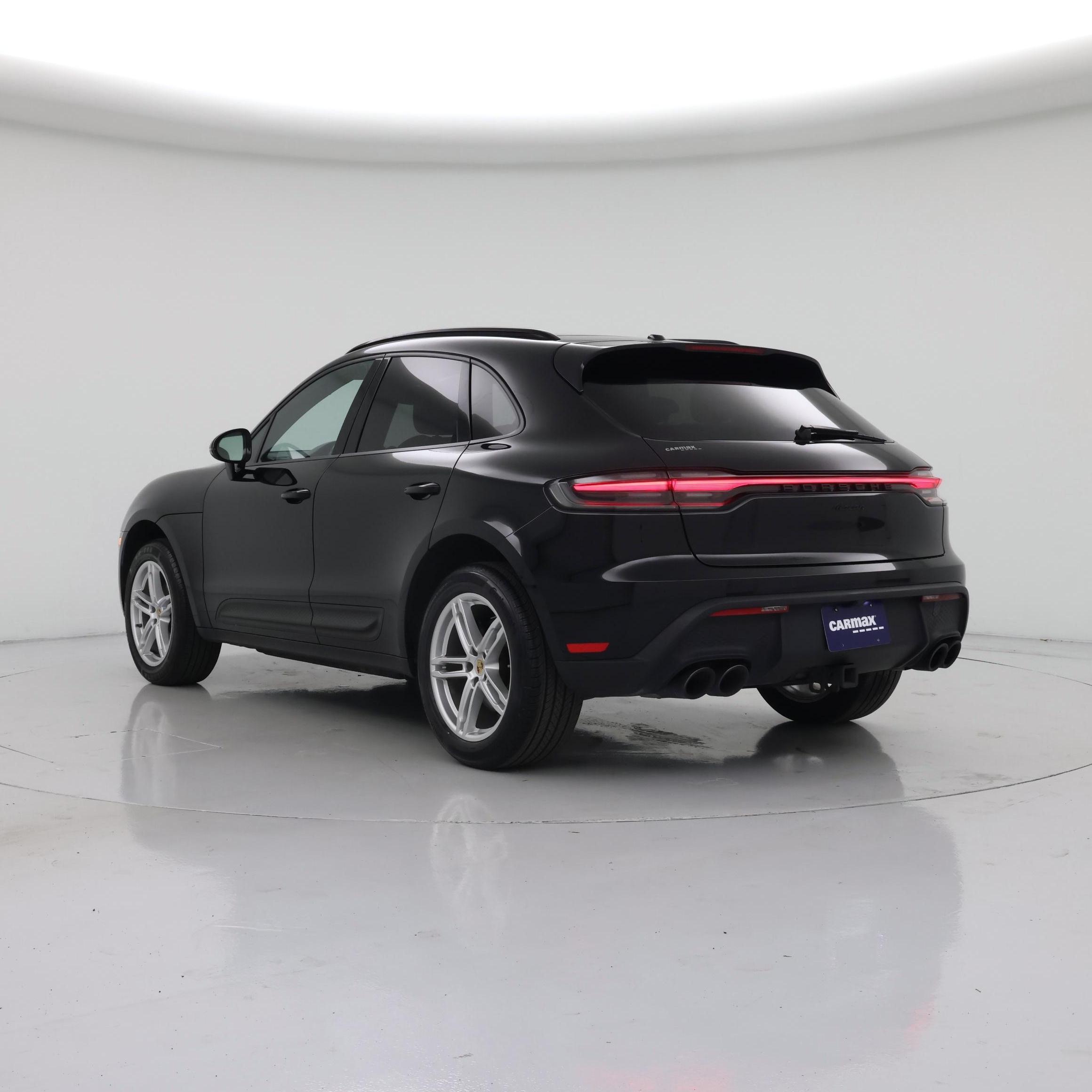 Thumbnail: 2022 Porsche Macan - 2