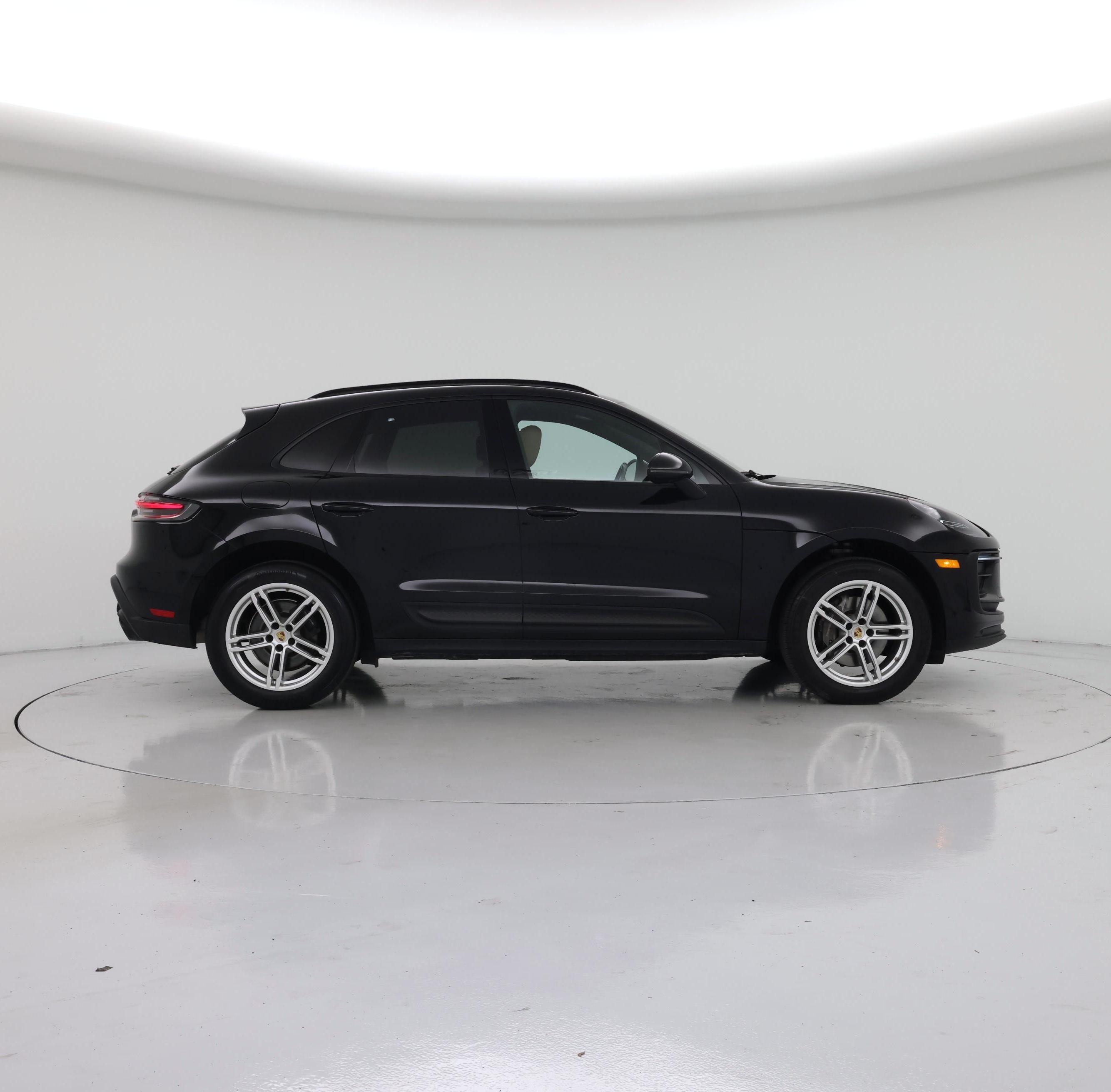Thumbnail: 2022 Porsche Macan - 7