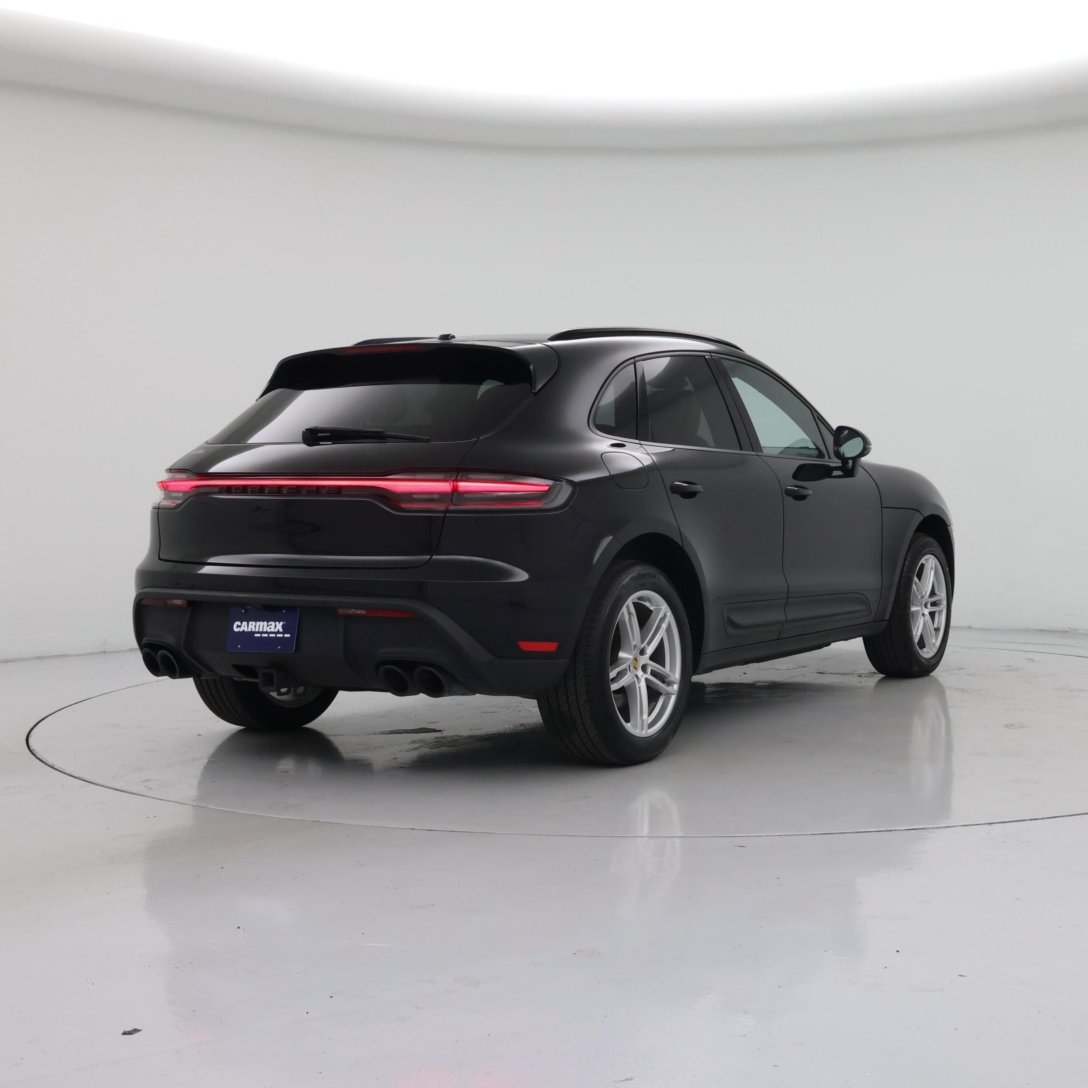 Thumbnail: 2022 Porsche Macan - 8