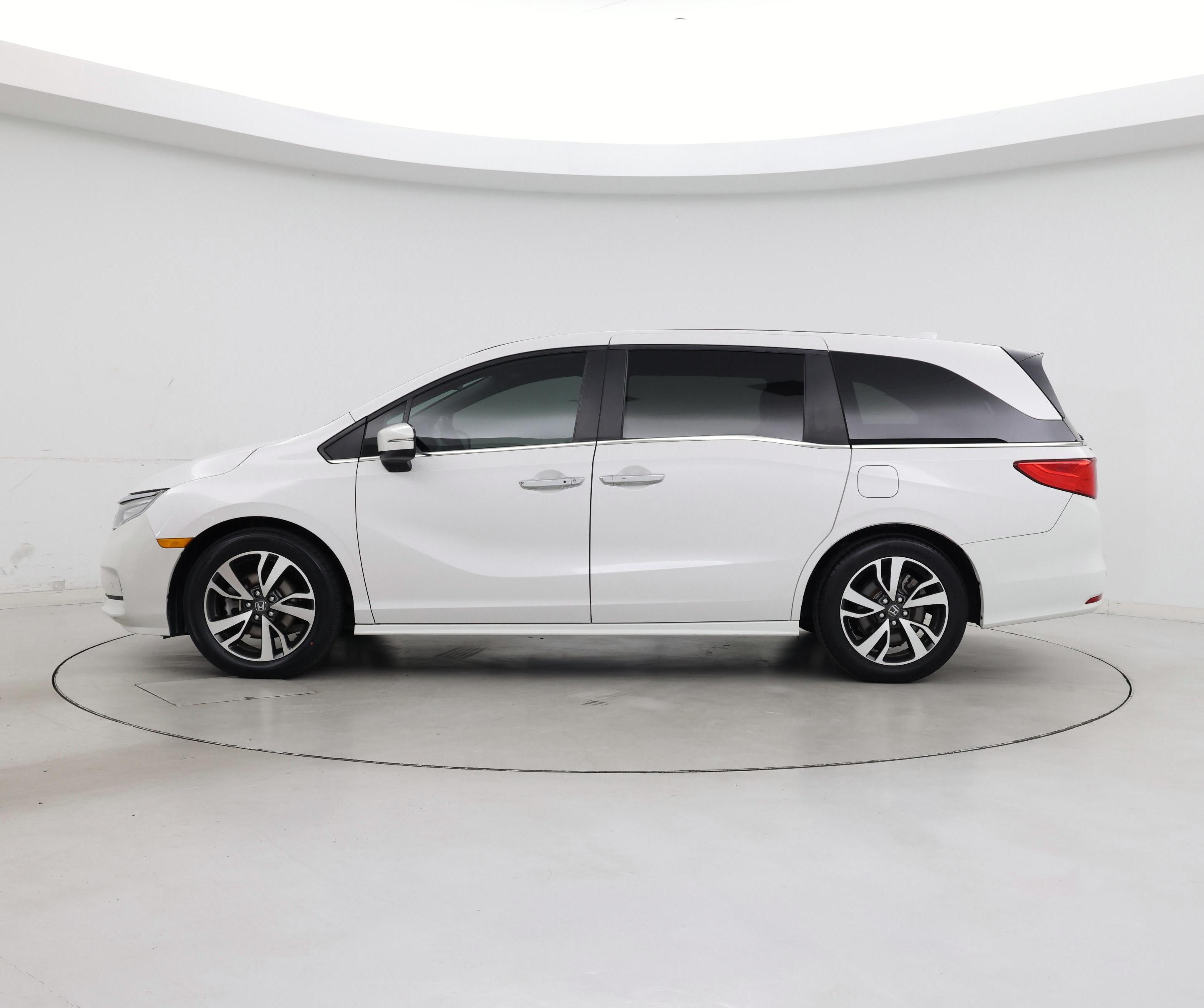 Thumbnail: 2023 Honda Odyssey - 3