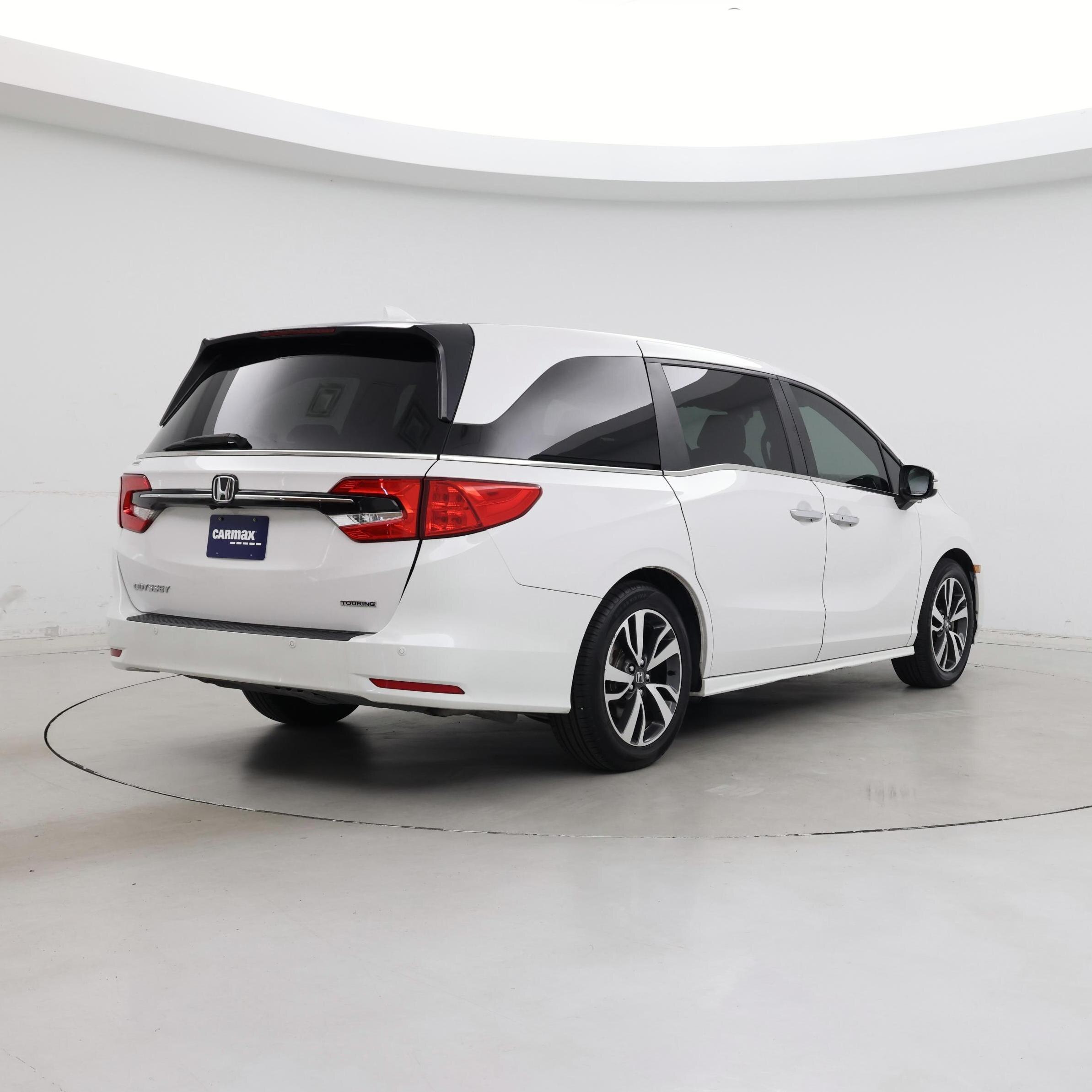 Thumbnail: 2023 Honda Odyssey - 8