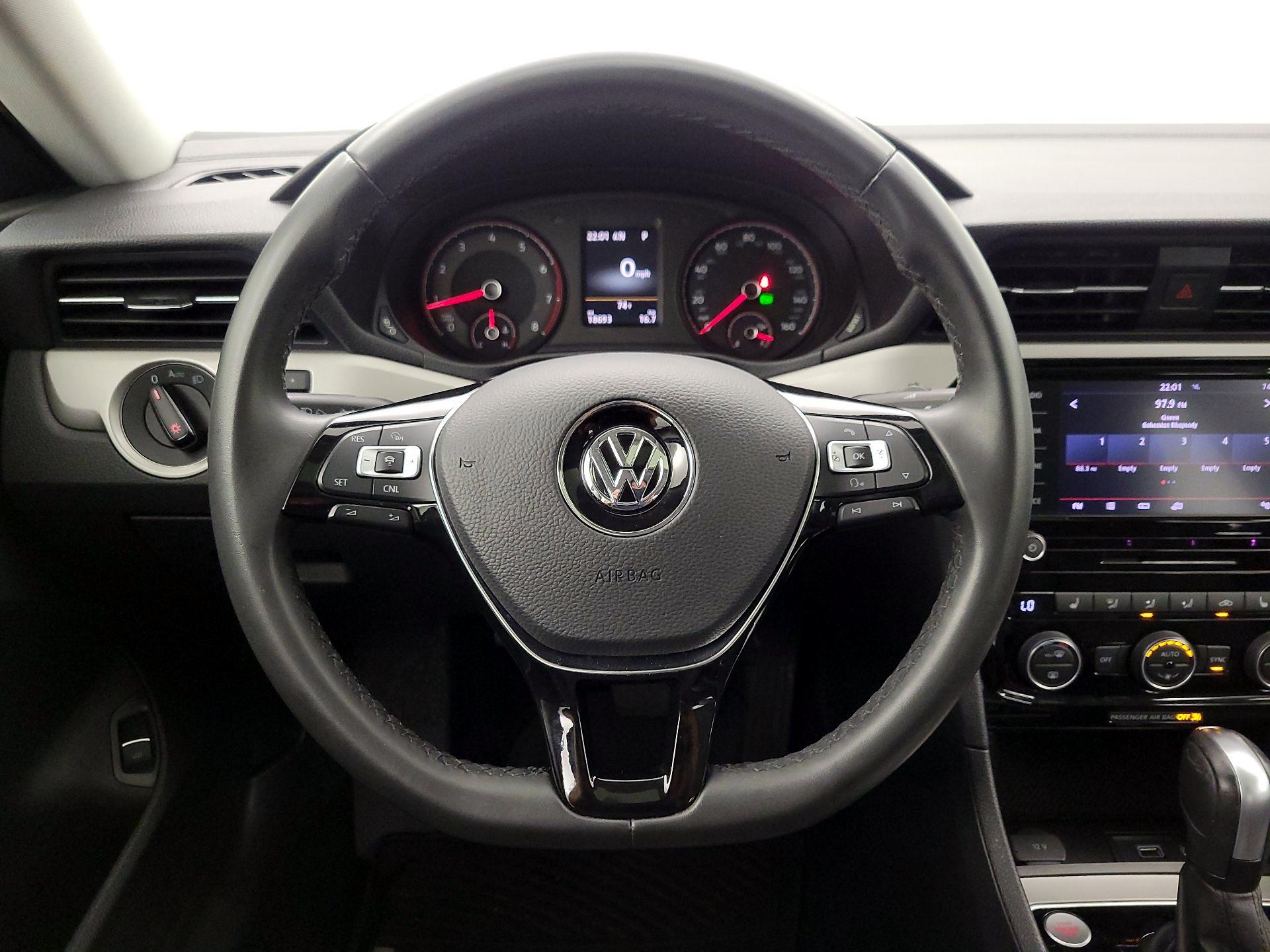Thumbnail: 2022 Volkswagen Passat - 10