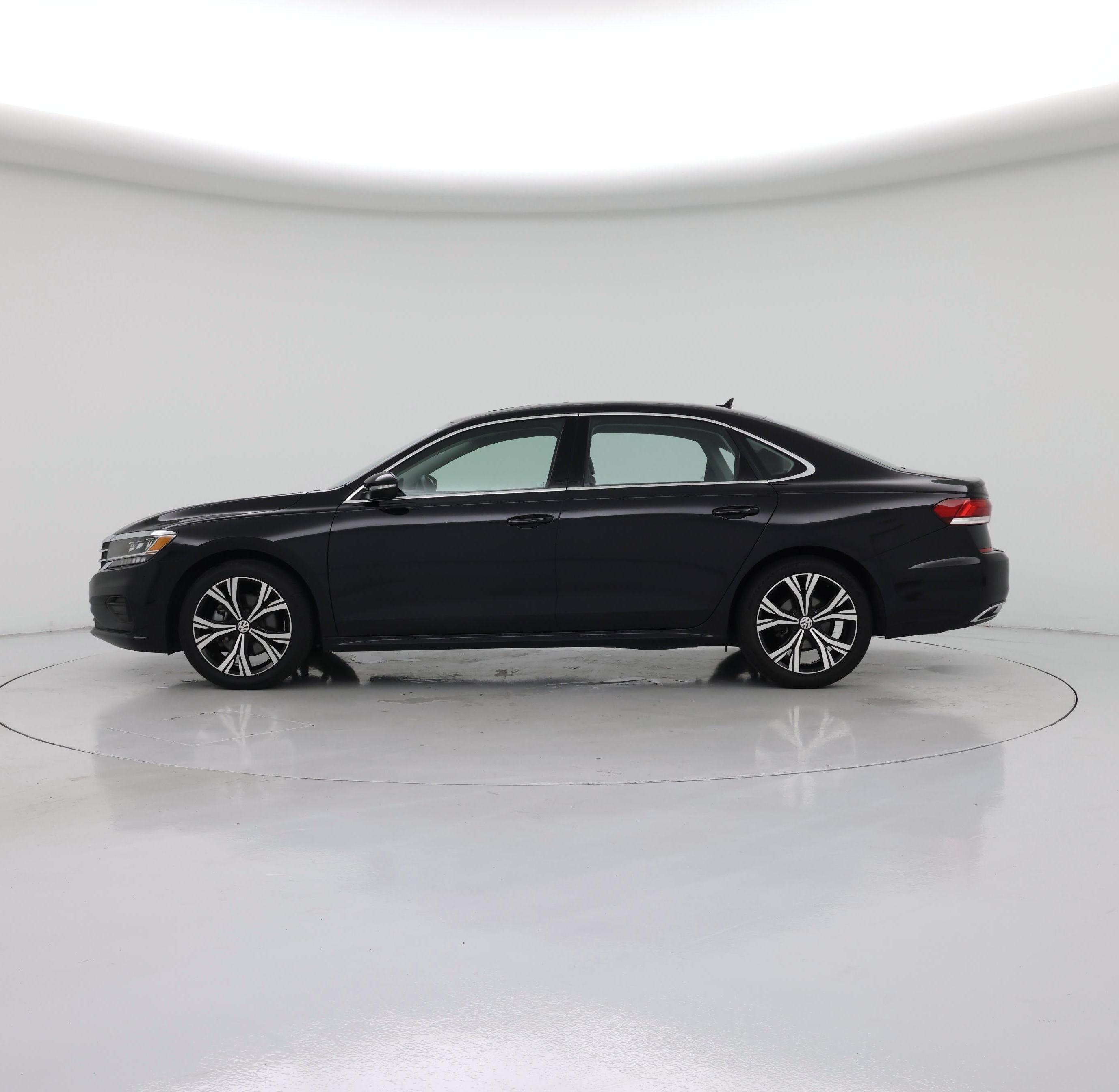 Thumbnail: 2022 Volkswagen Passat - 3