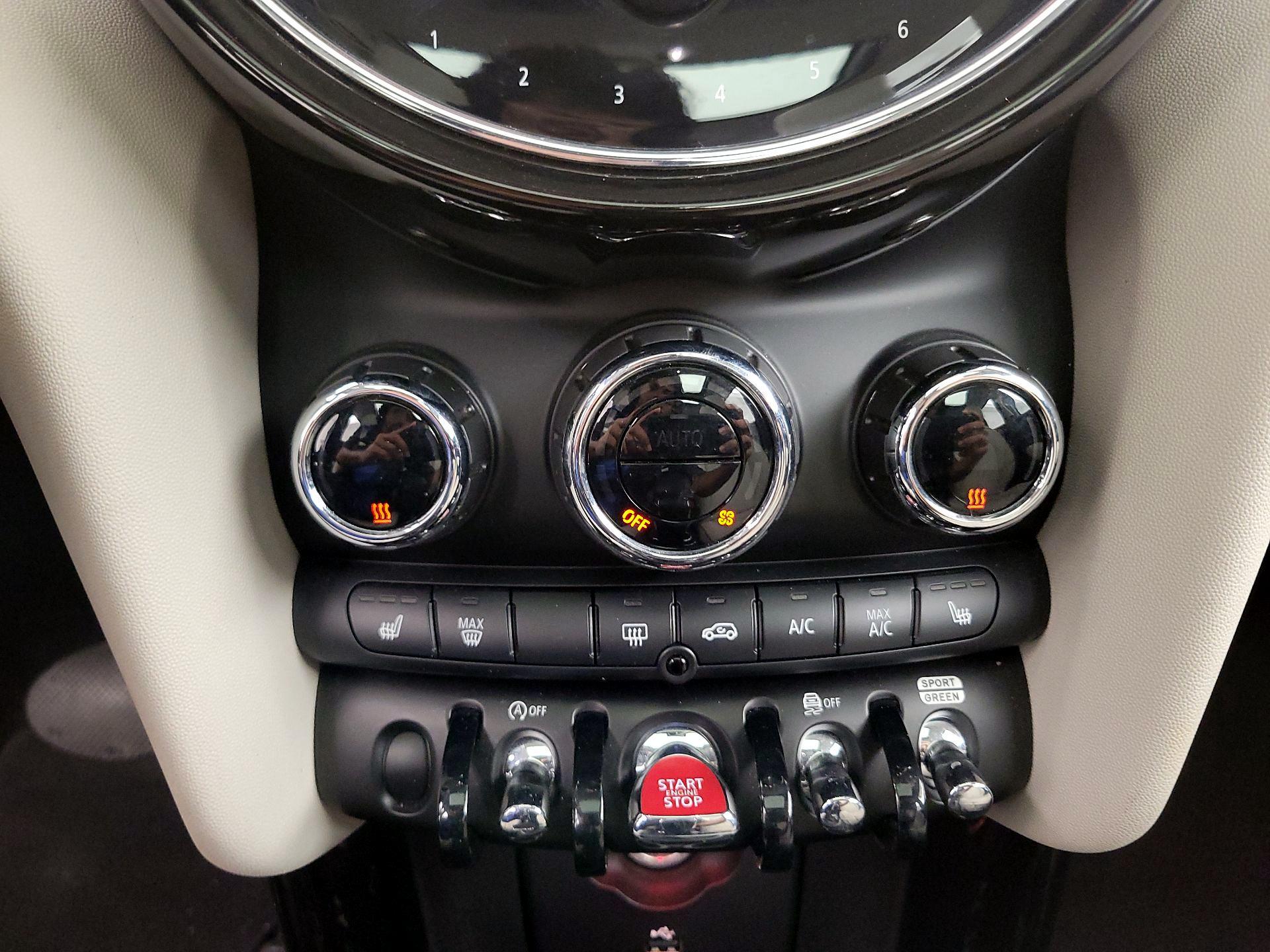 Thumbnail: 2022 MINI Cooper Hardtop - 15